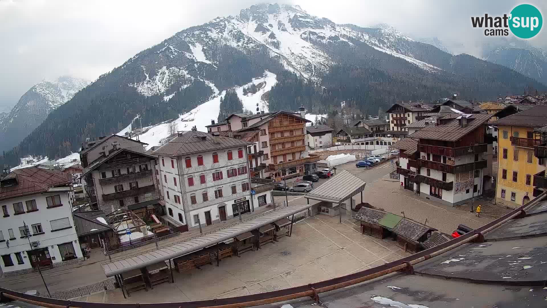 Hauptplatz von Forni di Sopra