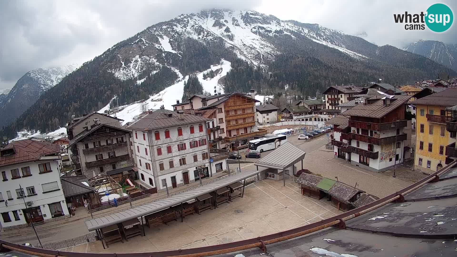 Hauptplatz von Forni di Sopra