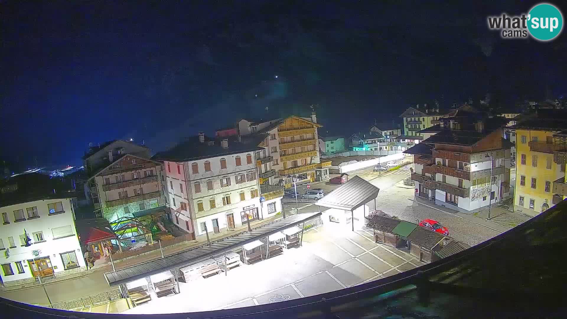 Hauptplatz von Forni di Sopra