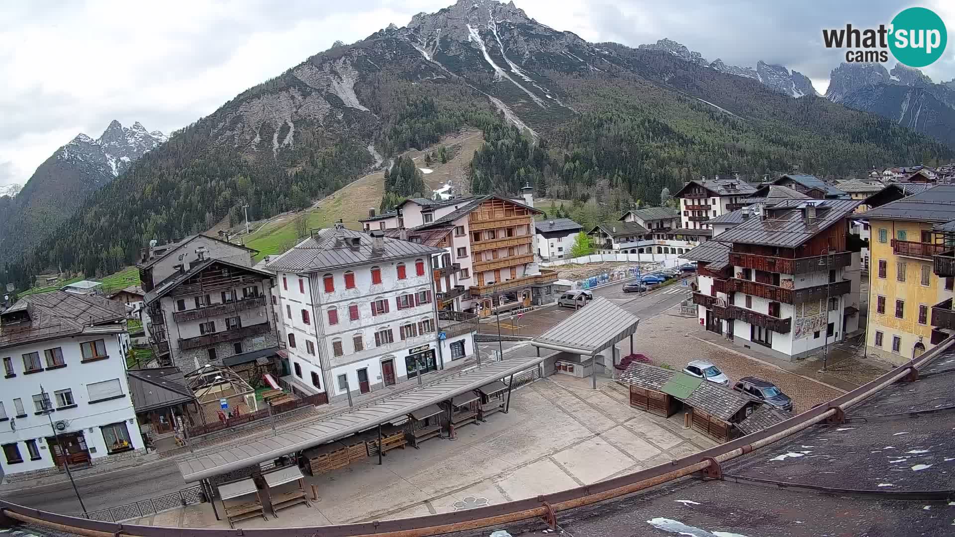 Hauptplatz von Forni di Sopra