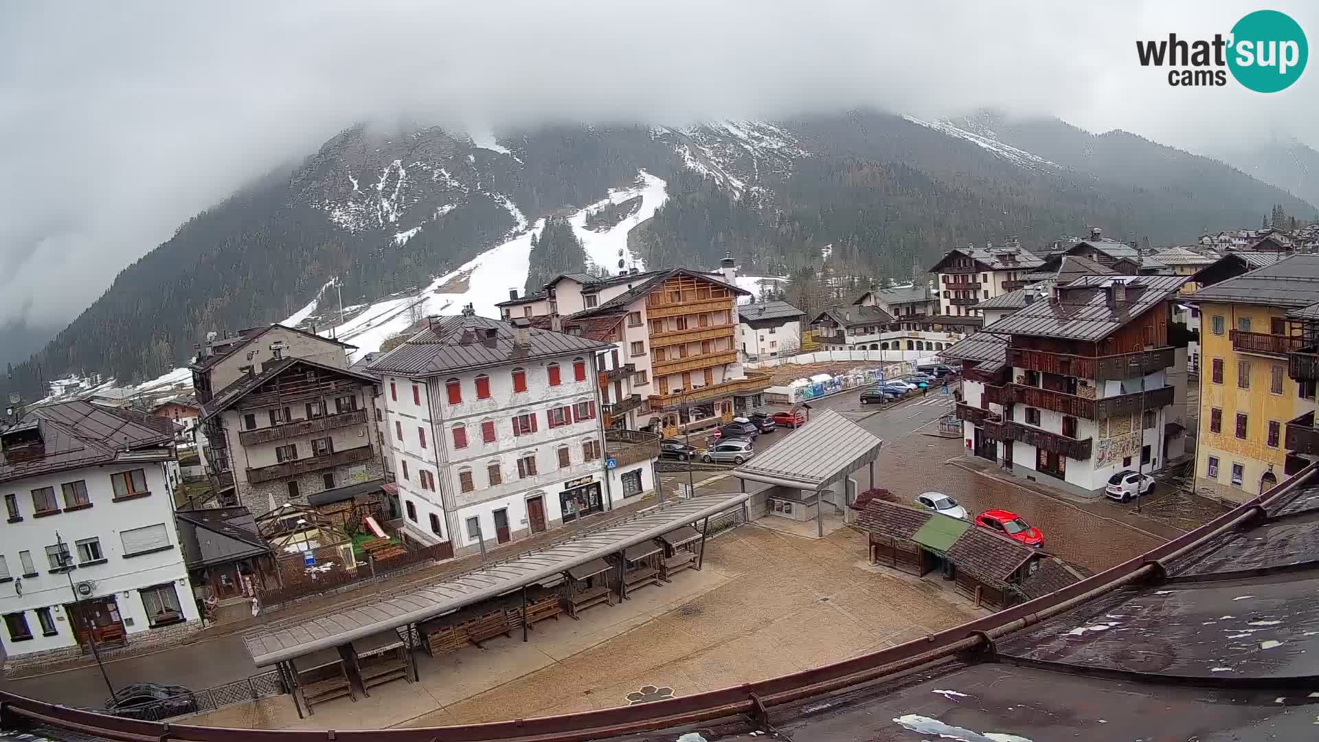 Hauptplatz von Forni di Sopra