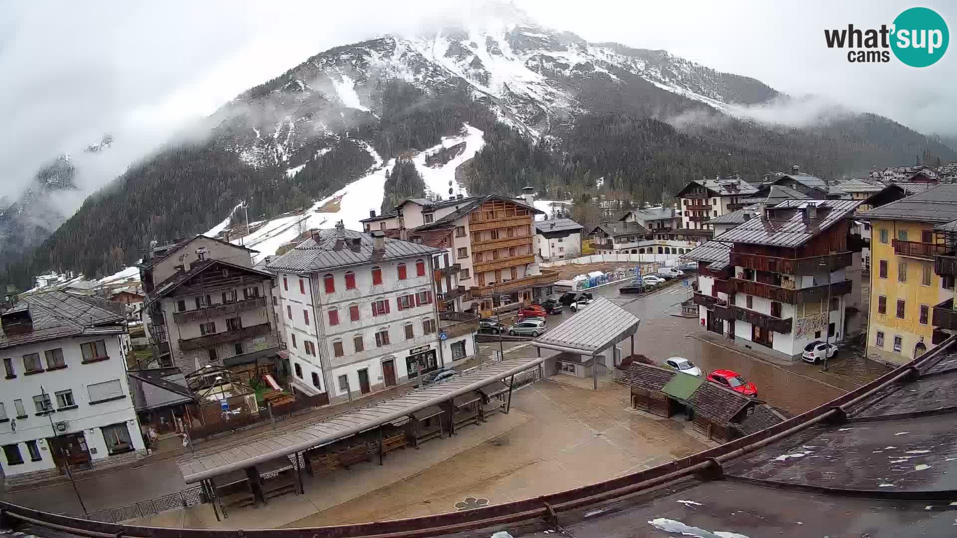 Hauptplatz von Forni di Sopra