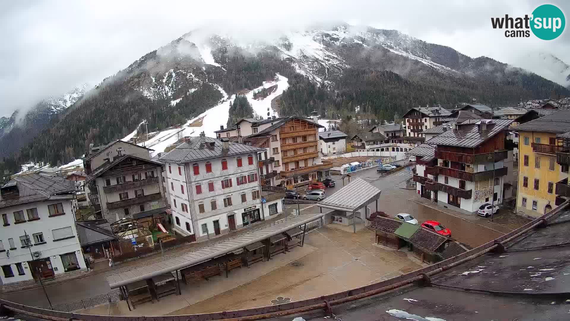 Hauptplatz von Forni di Sopra