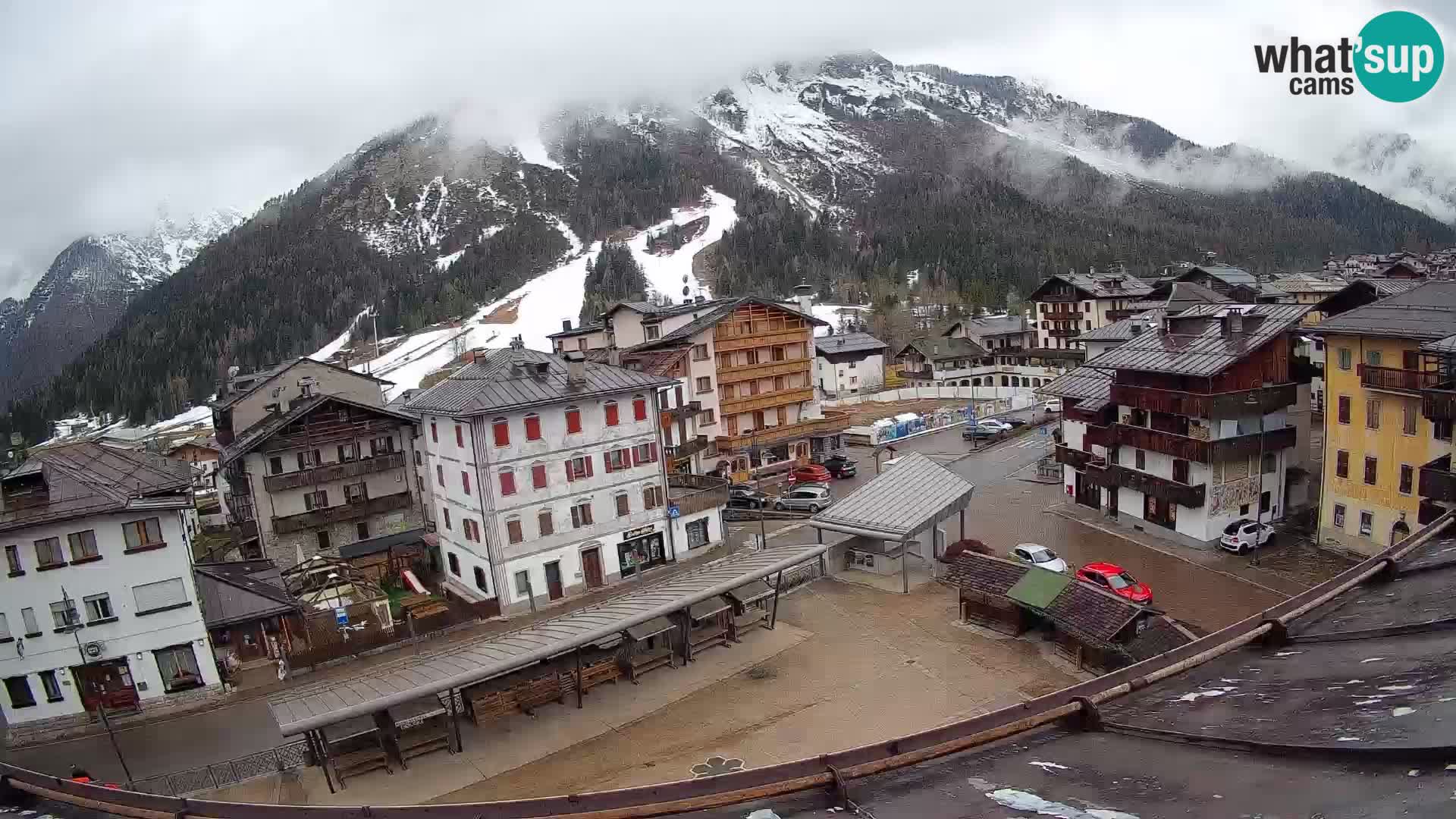 Hauptplatz von Forni di Sopra