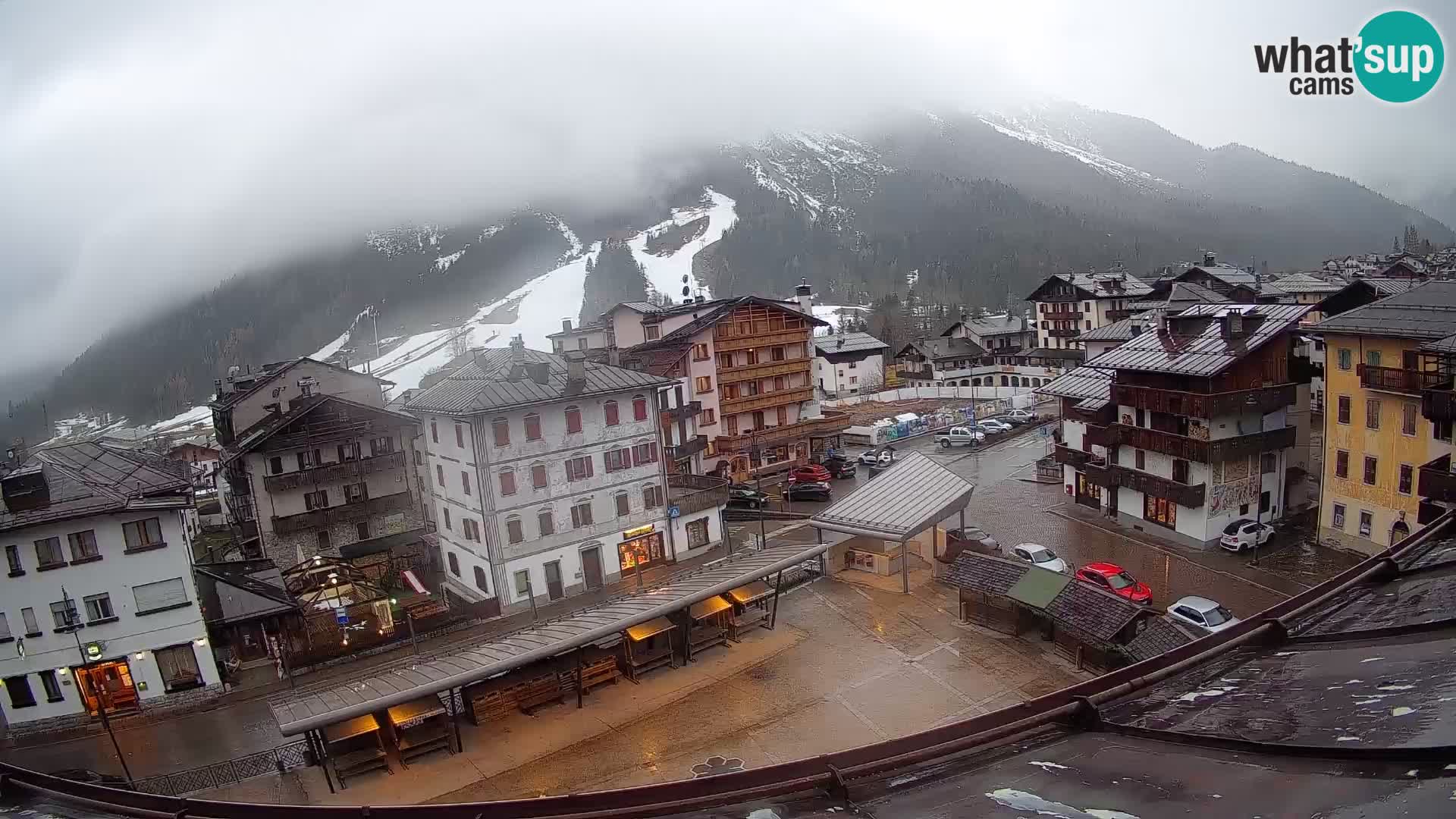 Hauptplatz von Forni di Sopra
