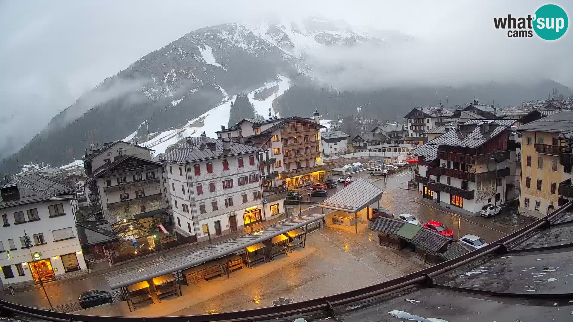 Hauptplatz von Forni di Sopra