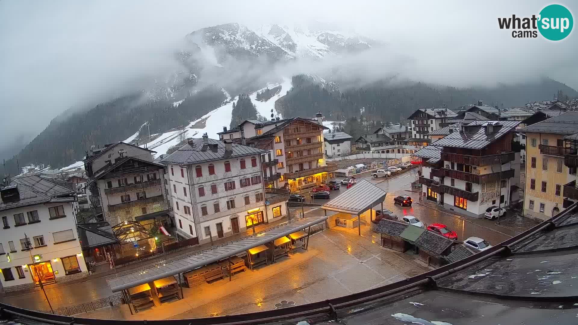 Hauptplatz von Forni di Sopra
