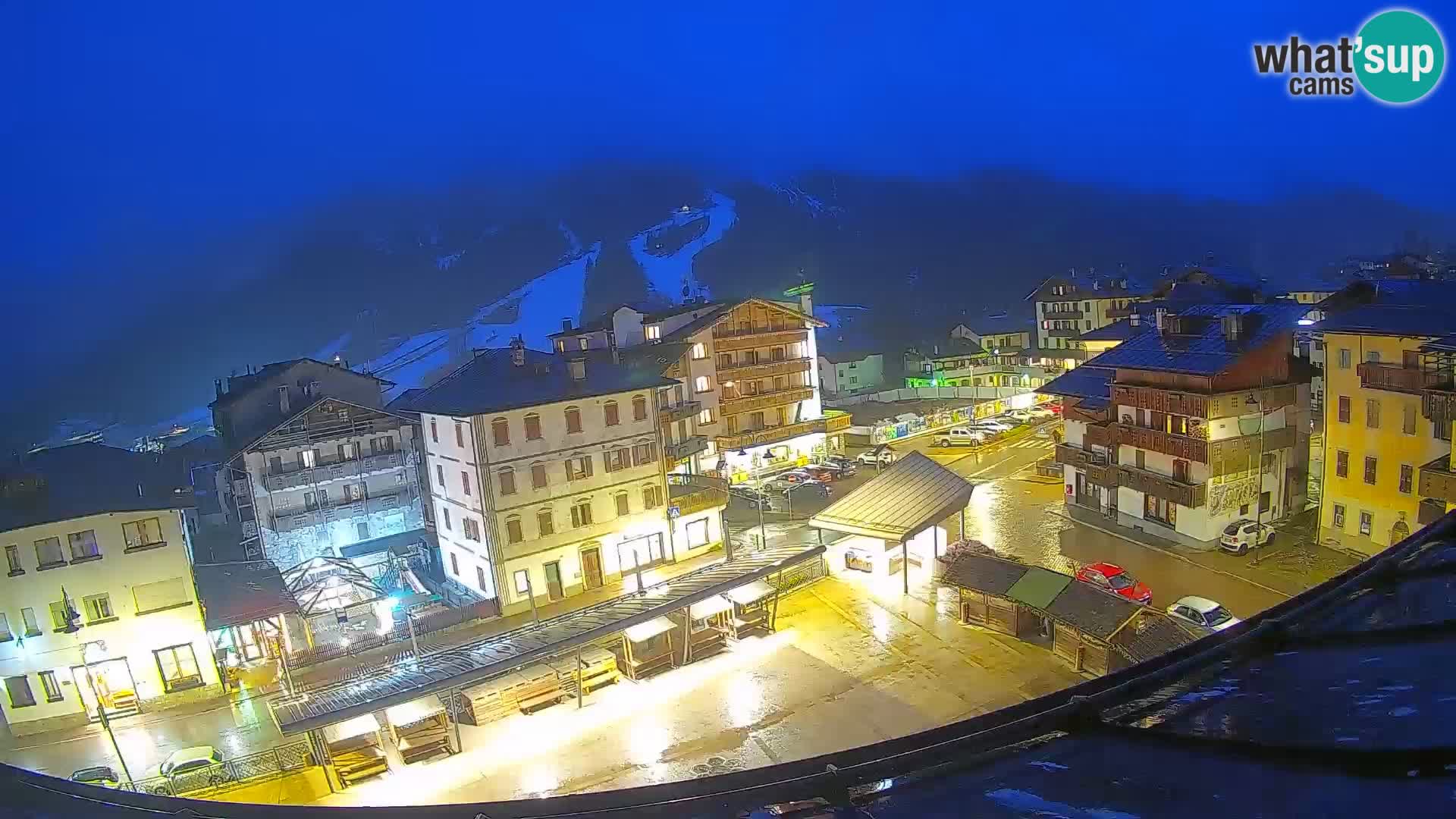 Hauptplatz von Forni di Sopra