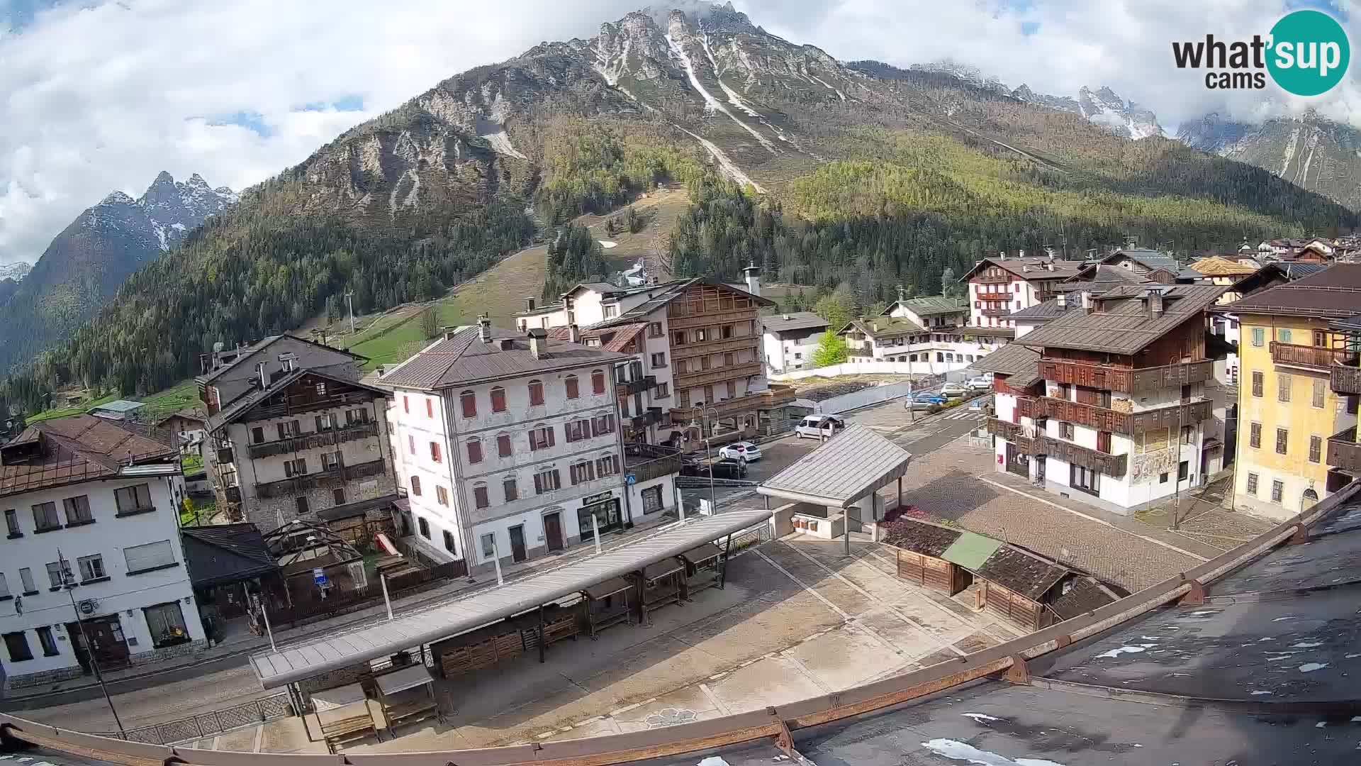 Hauptplatz von Forni di Sopra