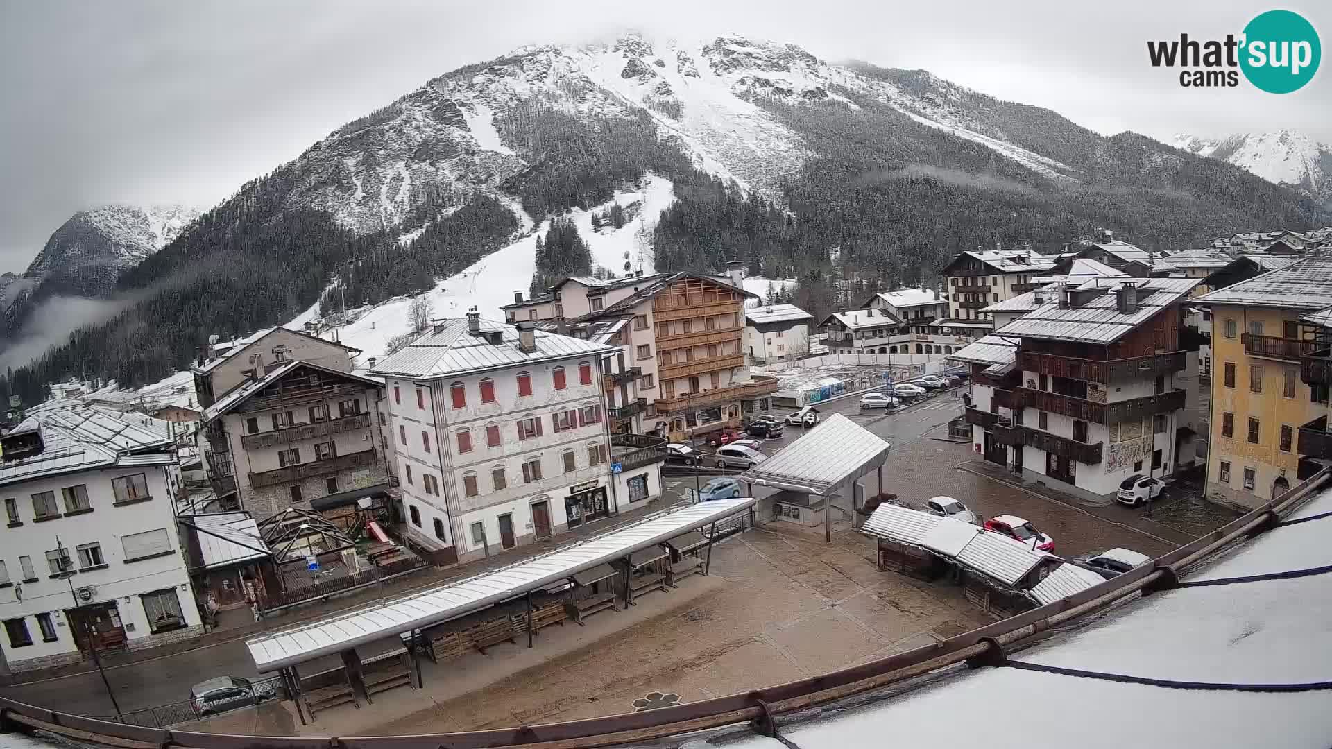 Hauptplatz von Forni di Sopra
