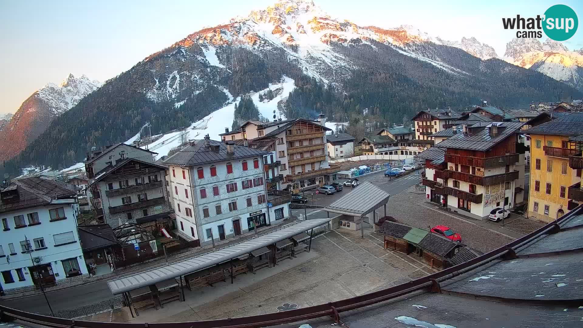 Hauptplatz von Forni di Sopra