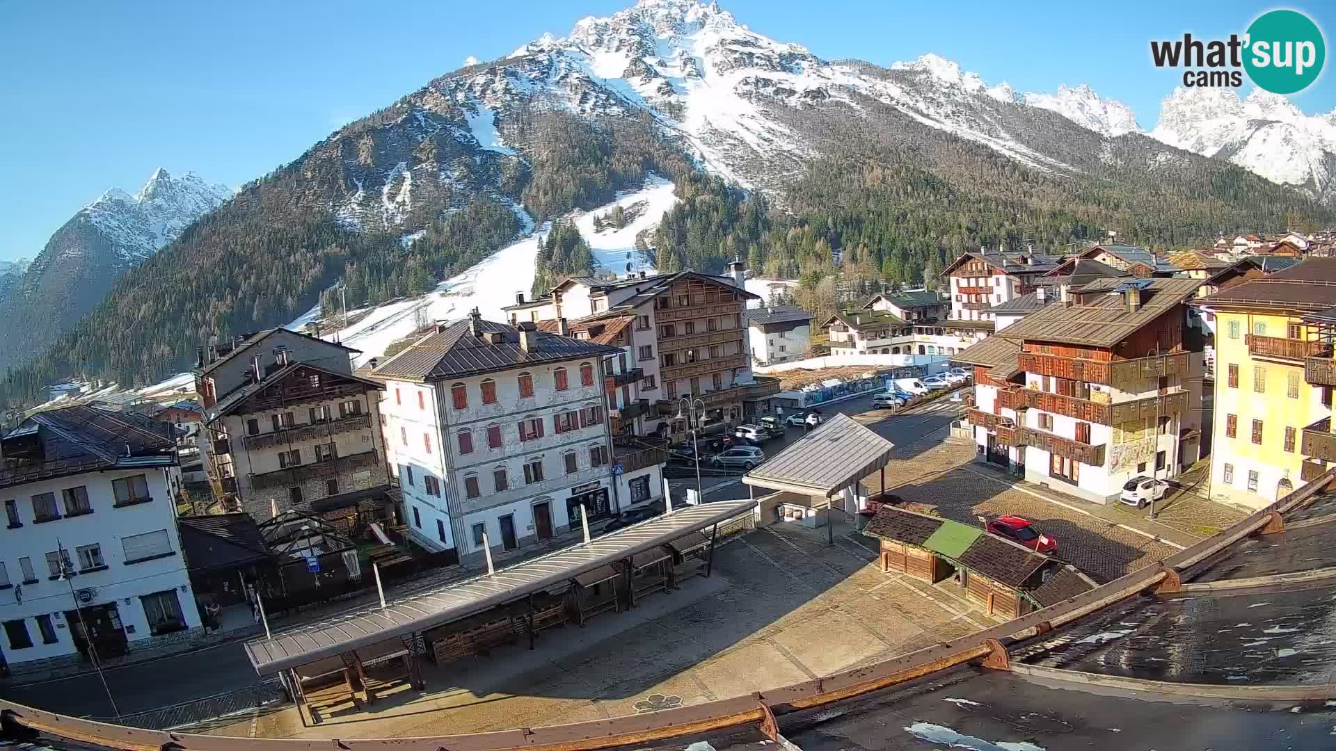 Hauptplatz von Forni di Sopra