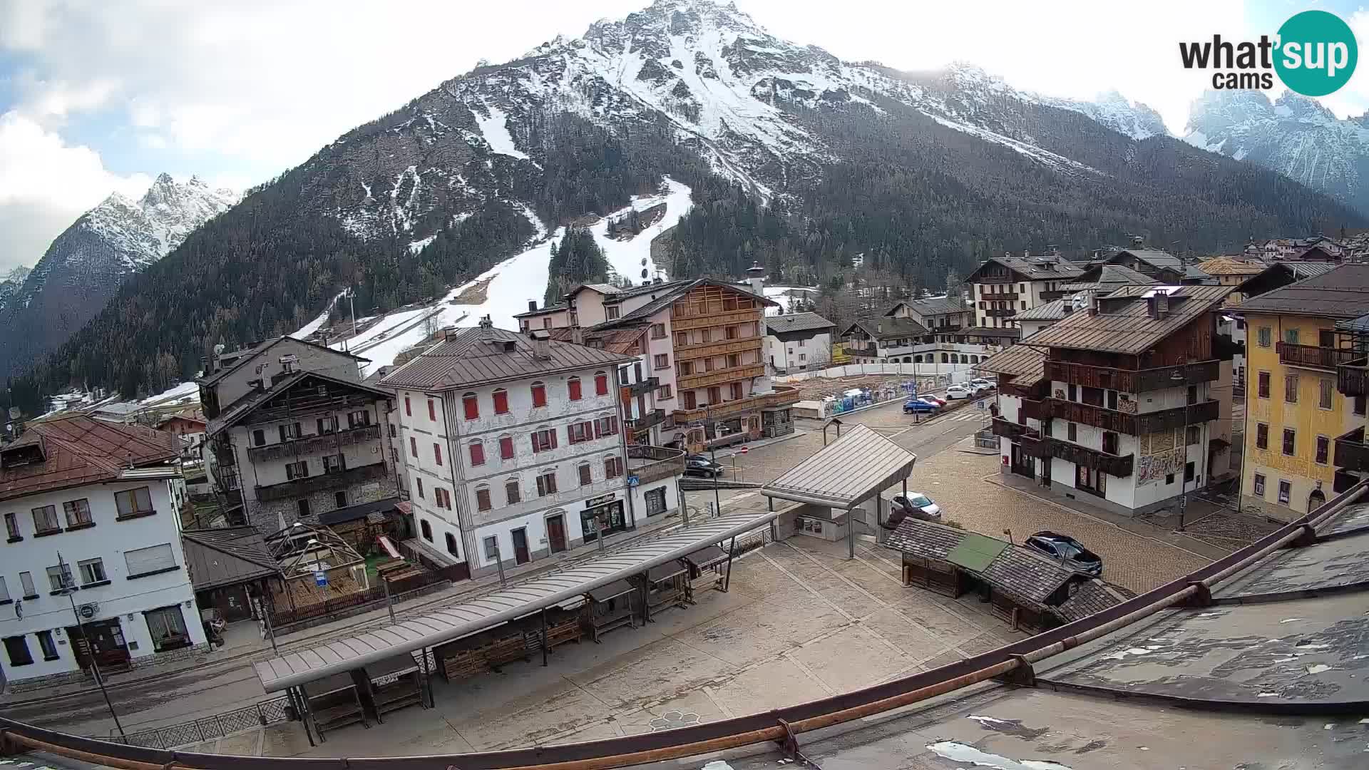 Hauptplatz von Forni di Sopra