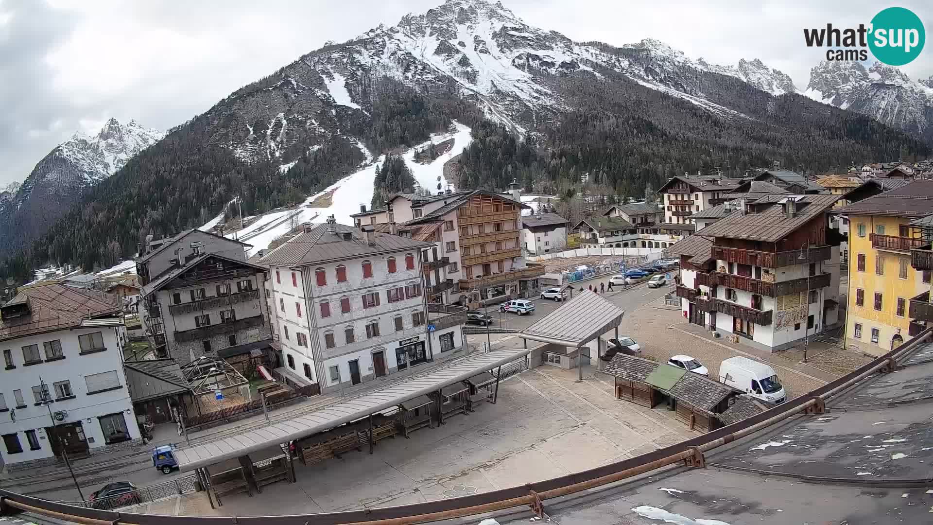 Hauptplatz von Forni di Sopra