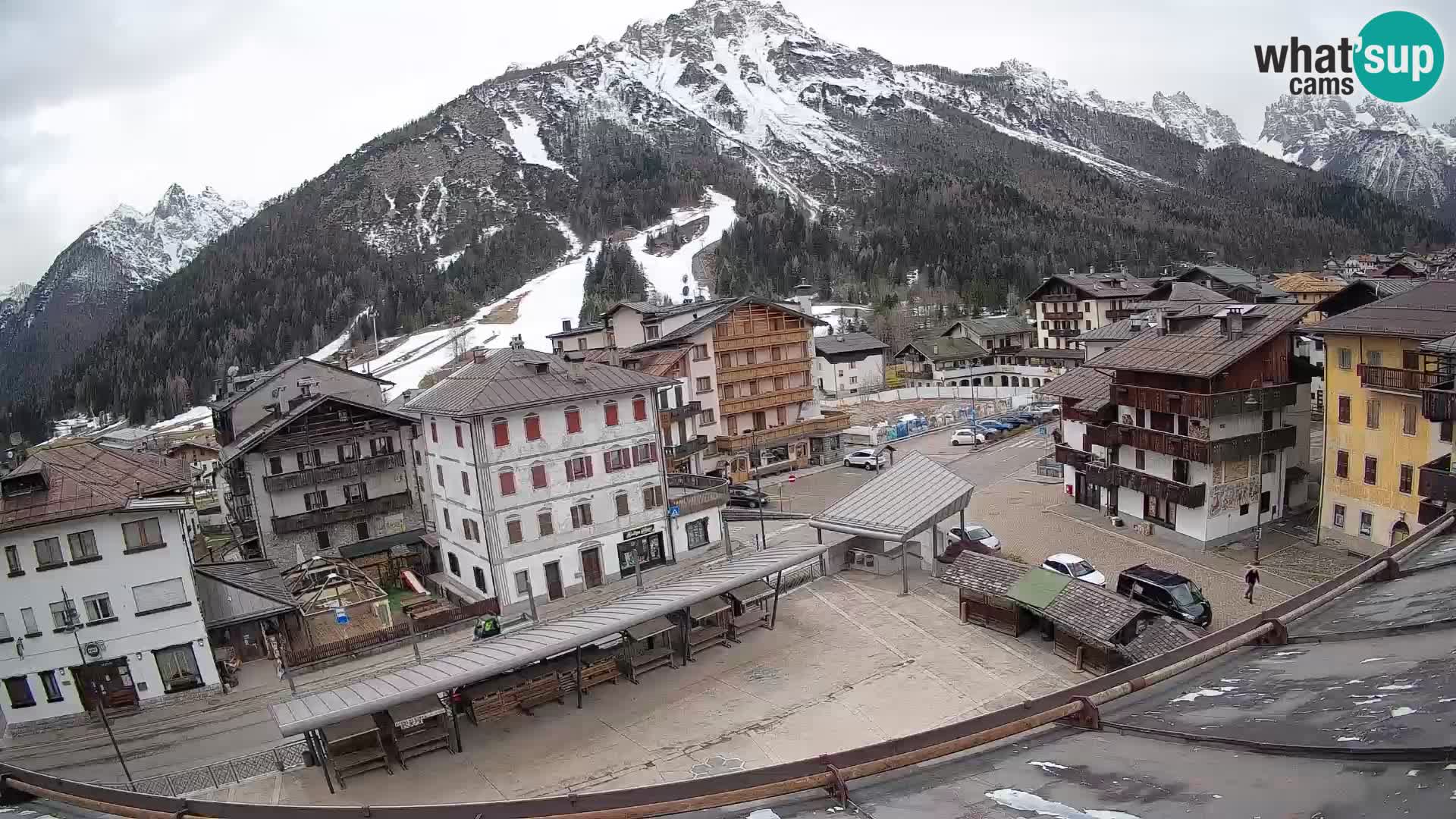 Hauptplatz von Forni di Sopra