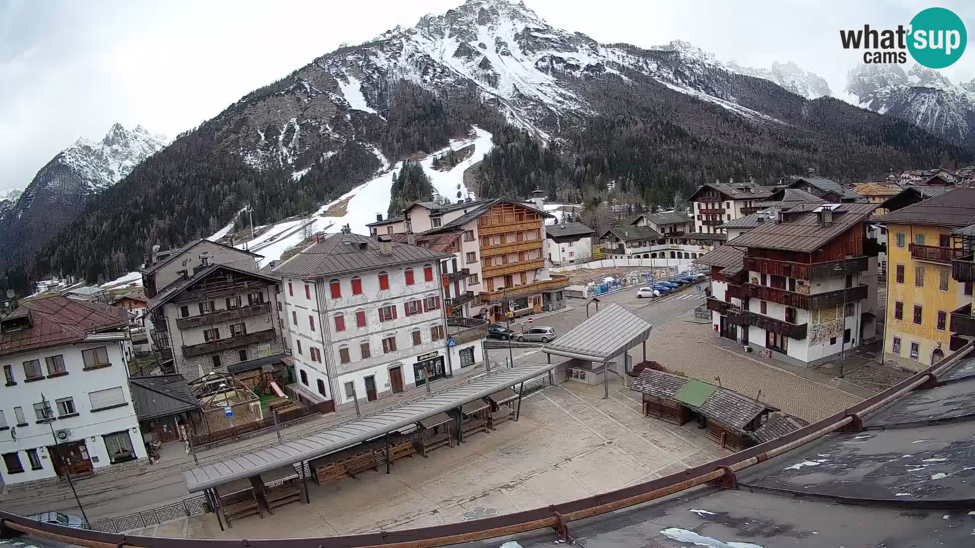 Hauptplatz von Forni di Sopra