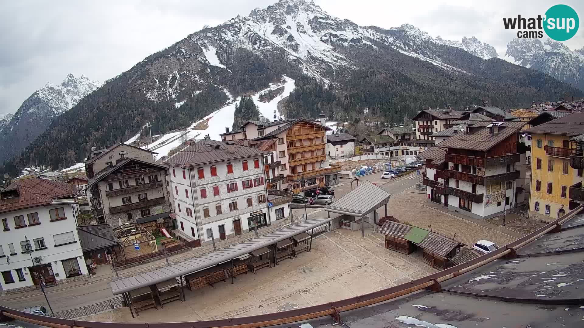 Hauptplatz von Forni di Sopra