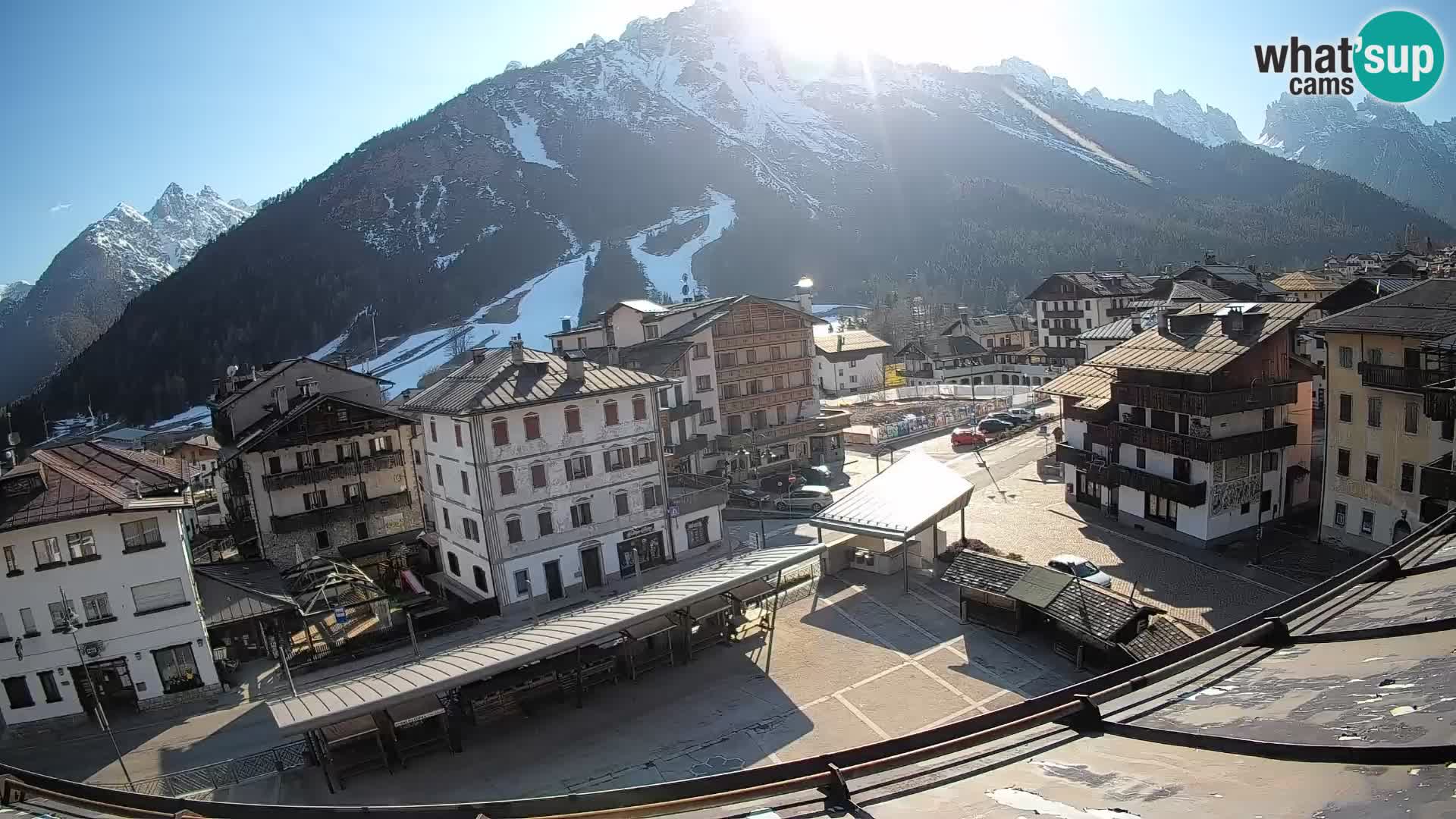 Piazza centrale di Forni di Sopra