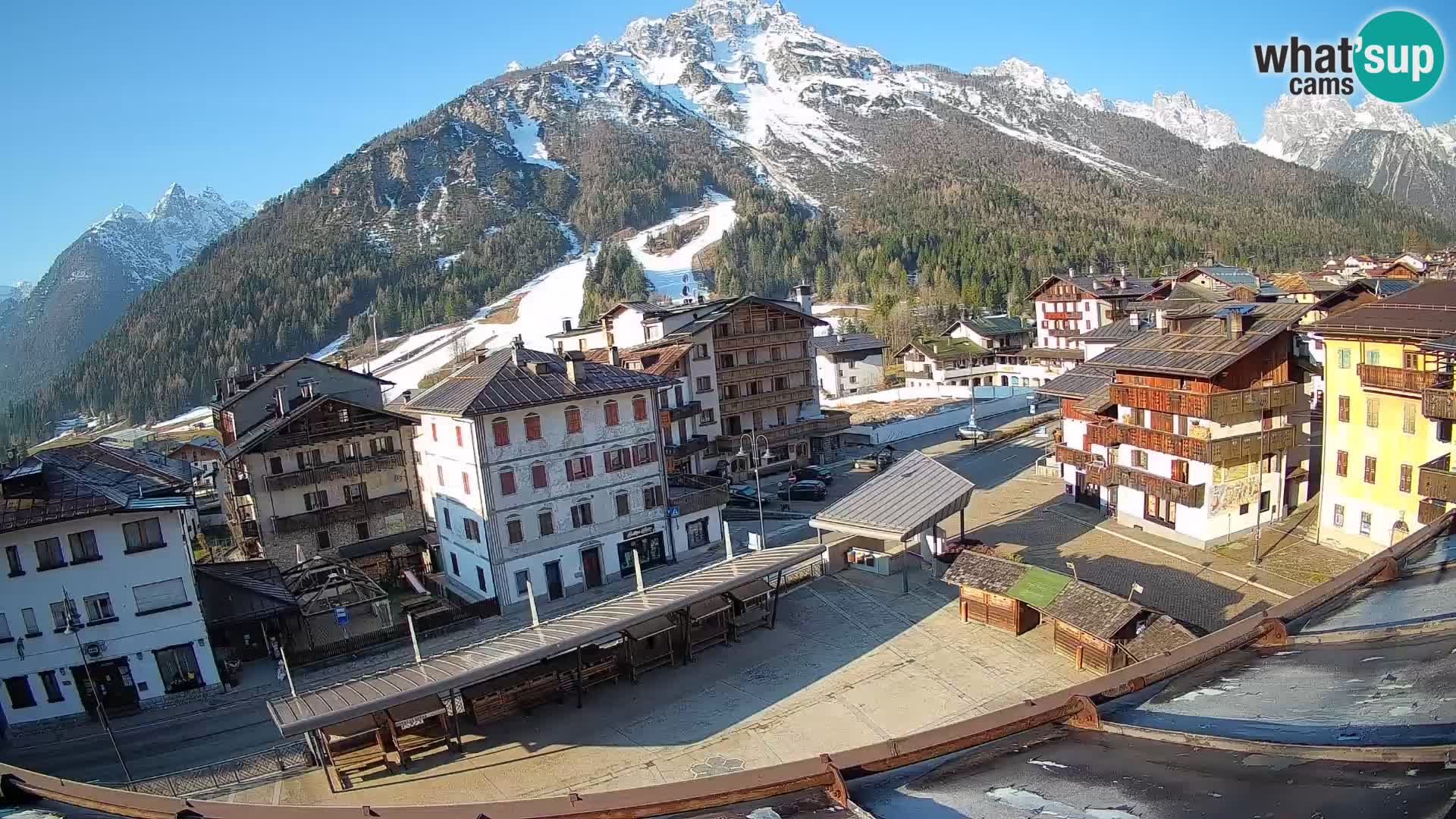 Hauptplatz von Forni di Sopra
