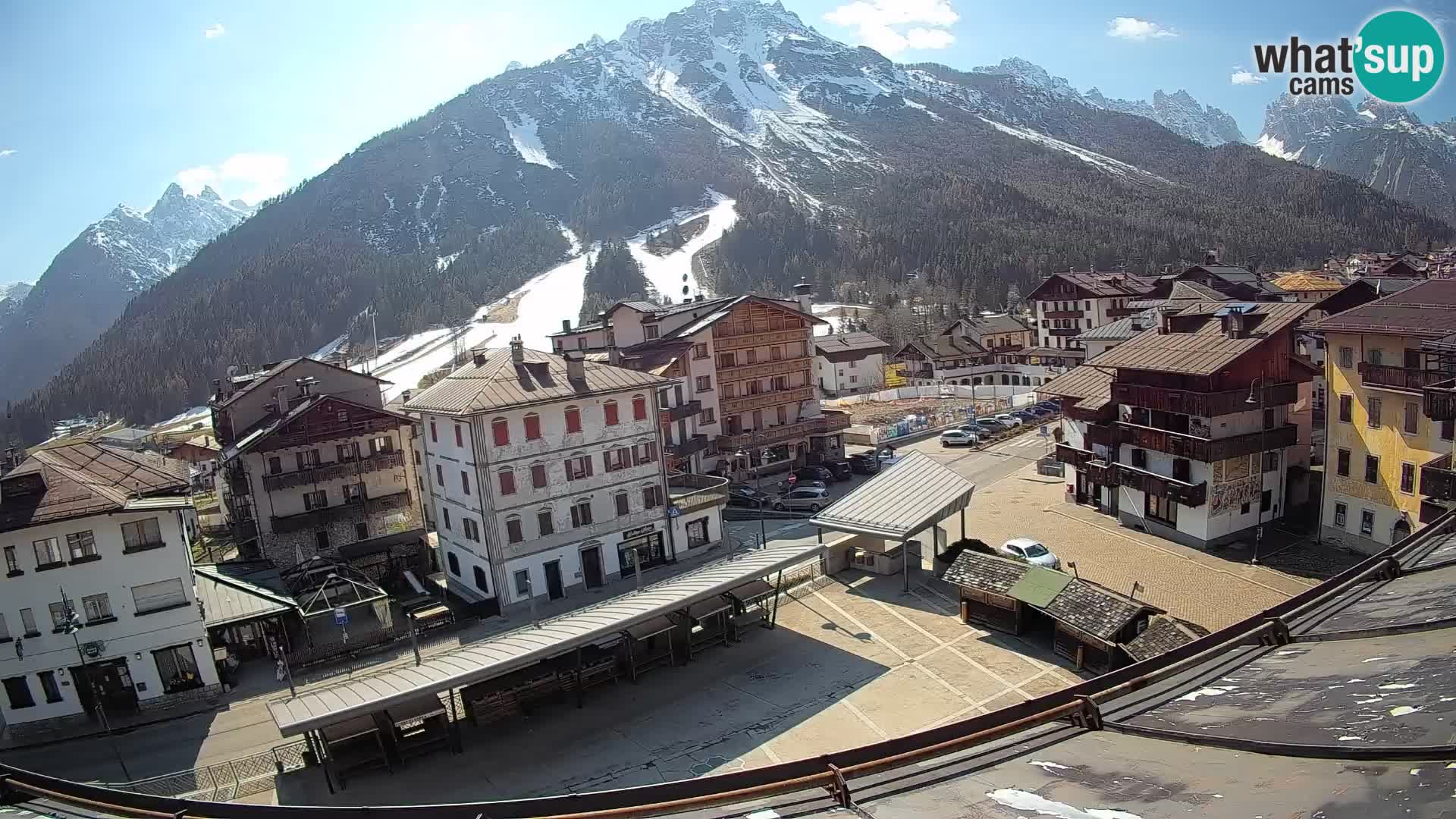 Hauptplatz von Forni di Sopra