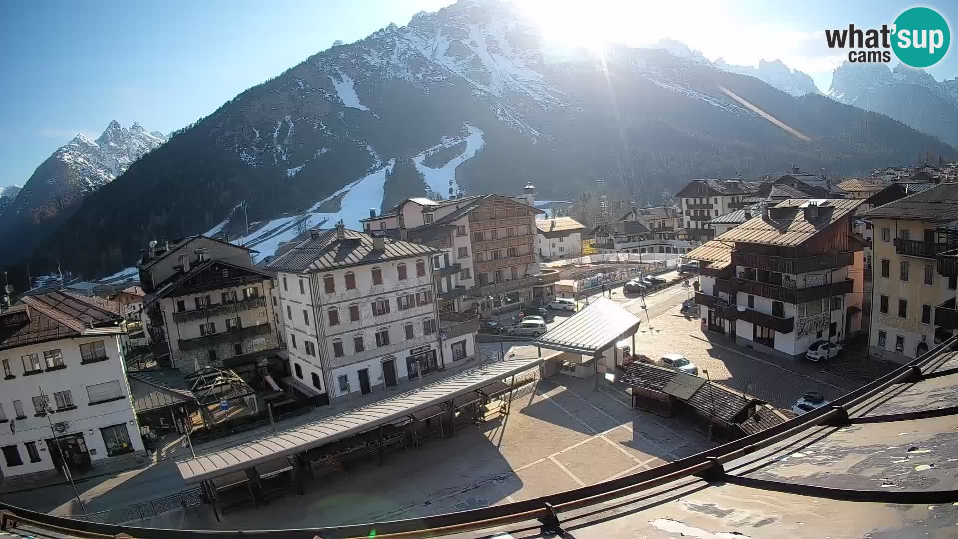 Piazza centrale di Forni di Sopra