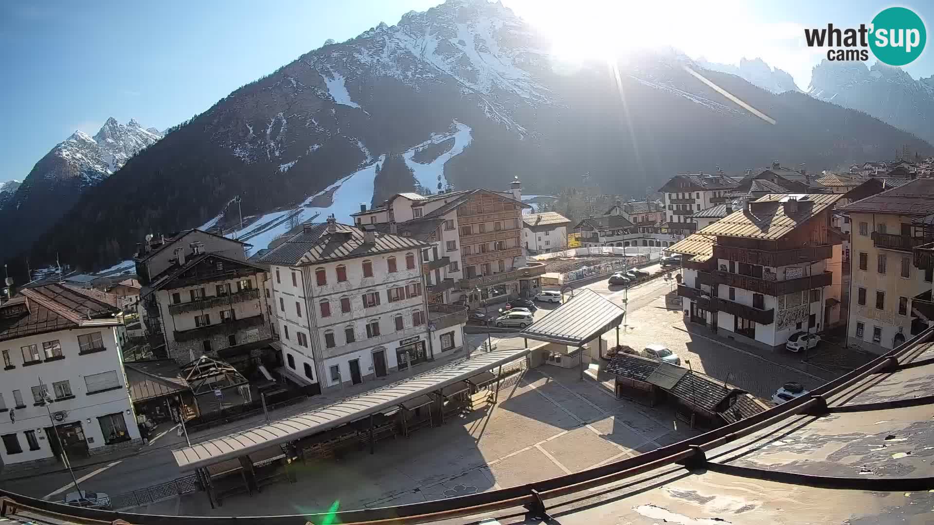 Plaza principal de Forni di Sopra