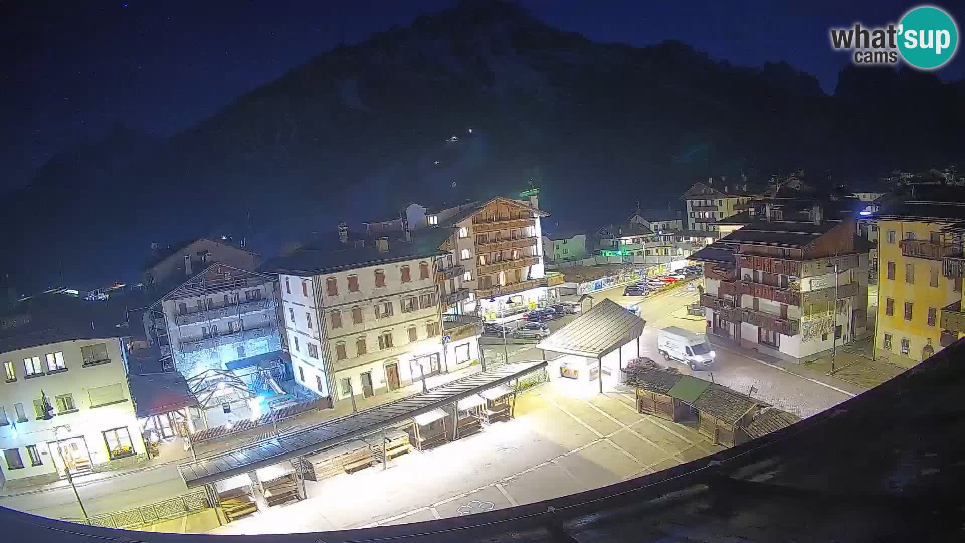 Hauptplatz von Forni di Sopra