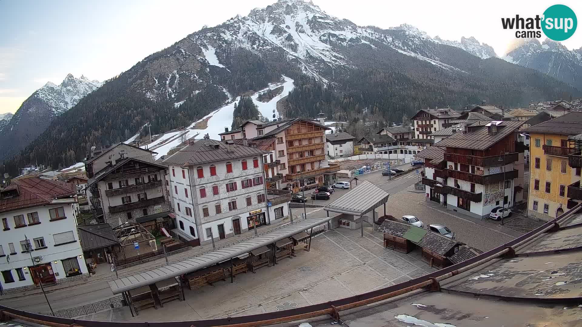 Hauptplatz von Forni di Sopra