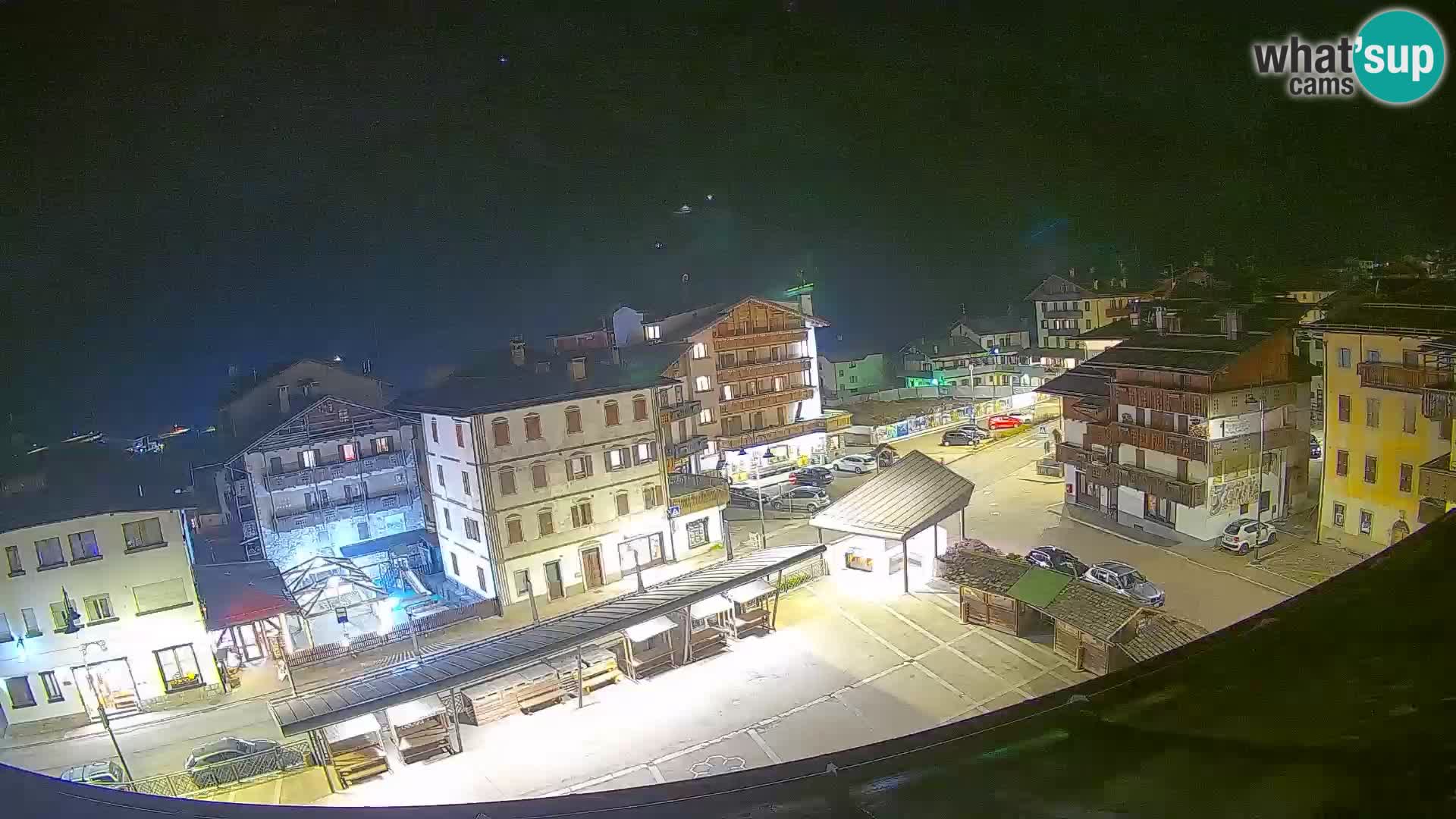 Hauptplatz von Forni di Sopra