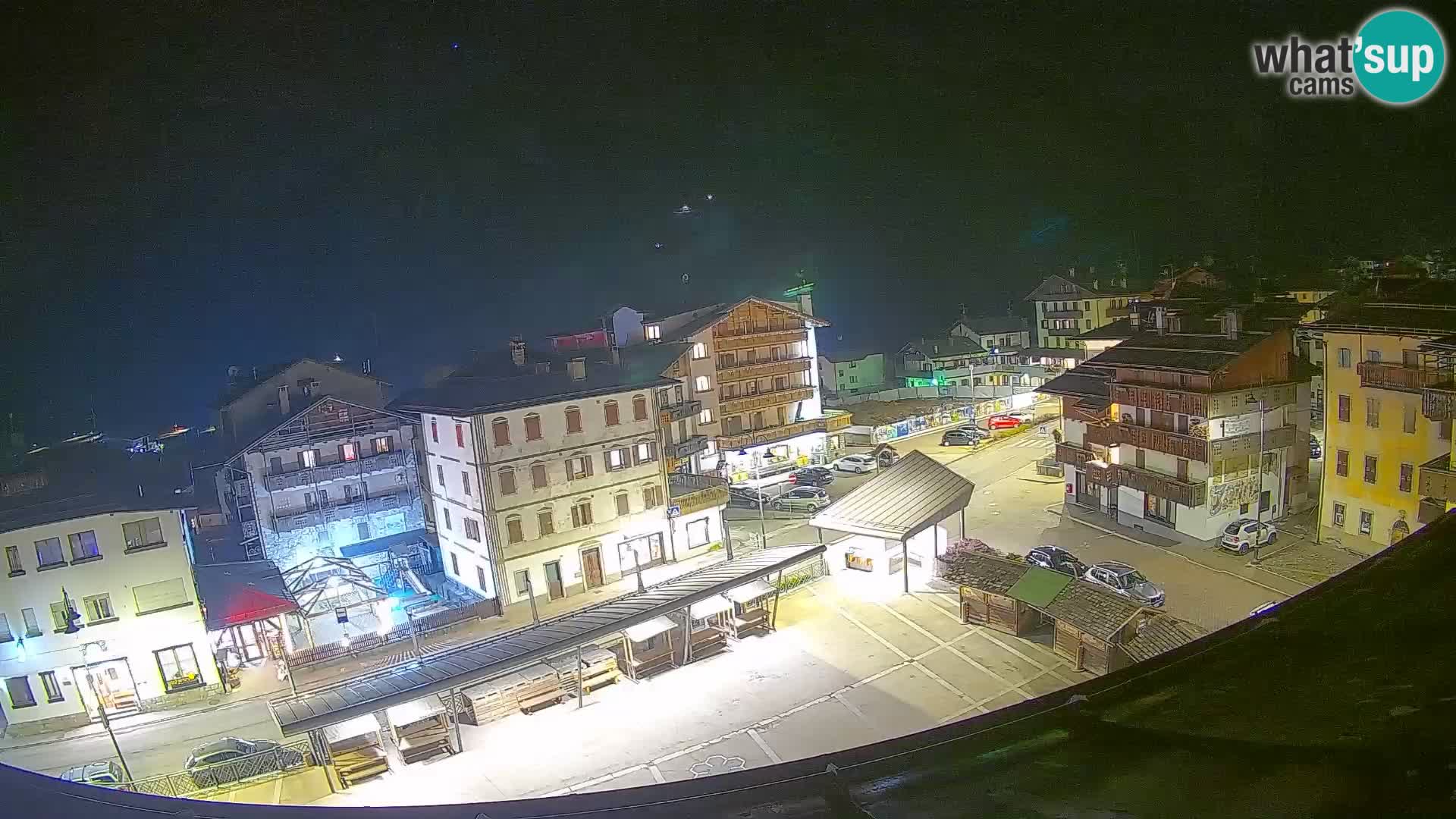 Hauptplatz von Forni di Sopra