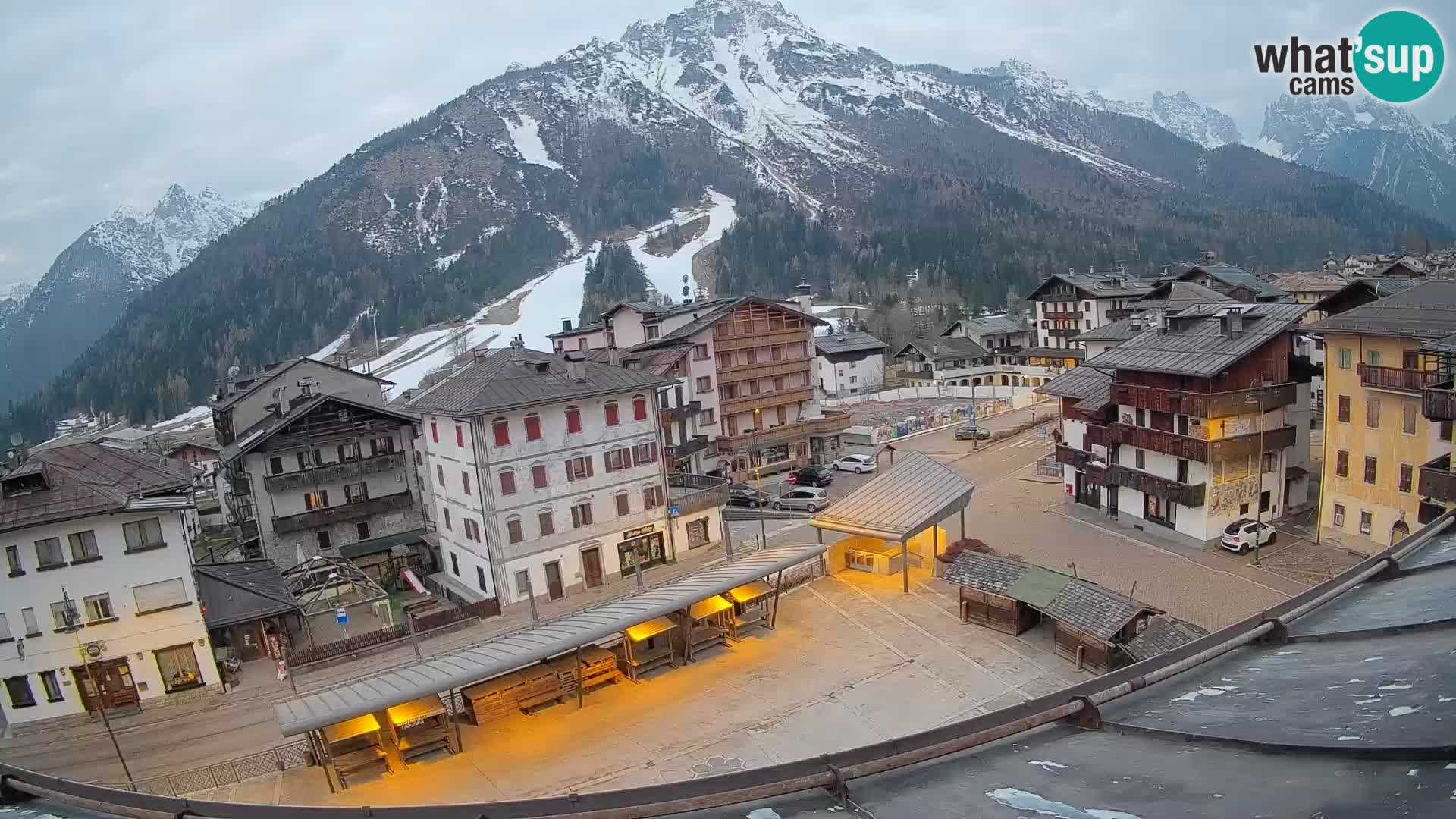Hauptplatz von Forni di Sopra