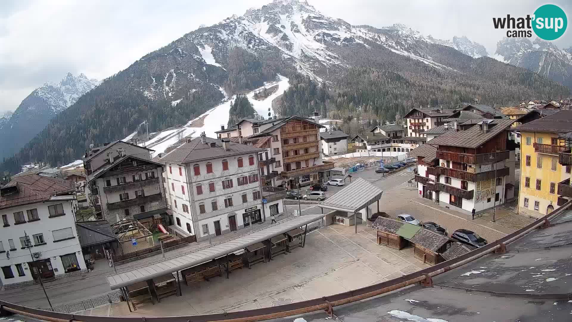 Hauptplatz von Forni di Sopra