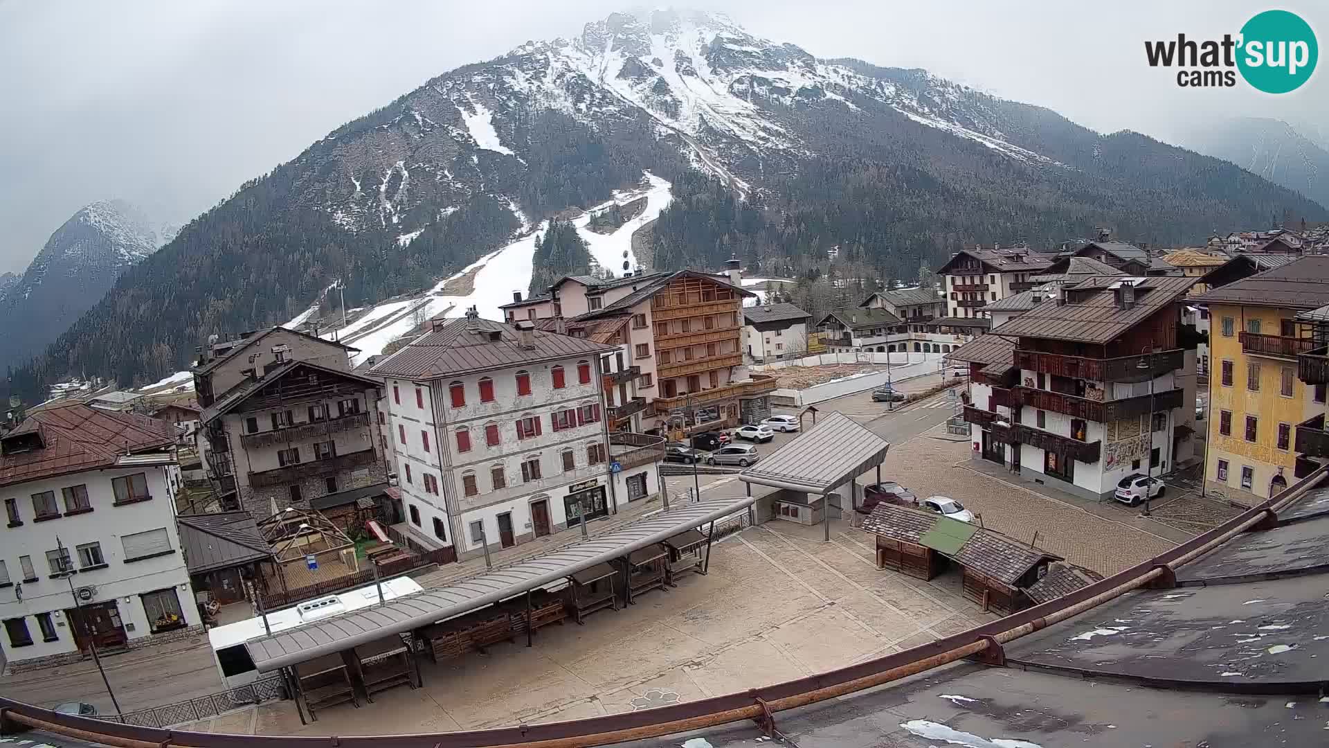 Hauptplatz von Forni di Sopra