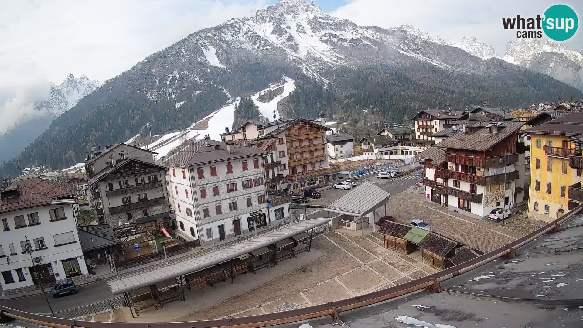 Hauptplatz von Forni di Sopra