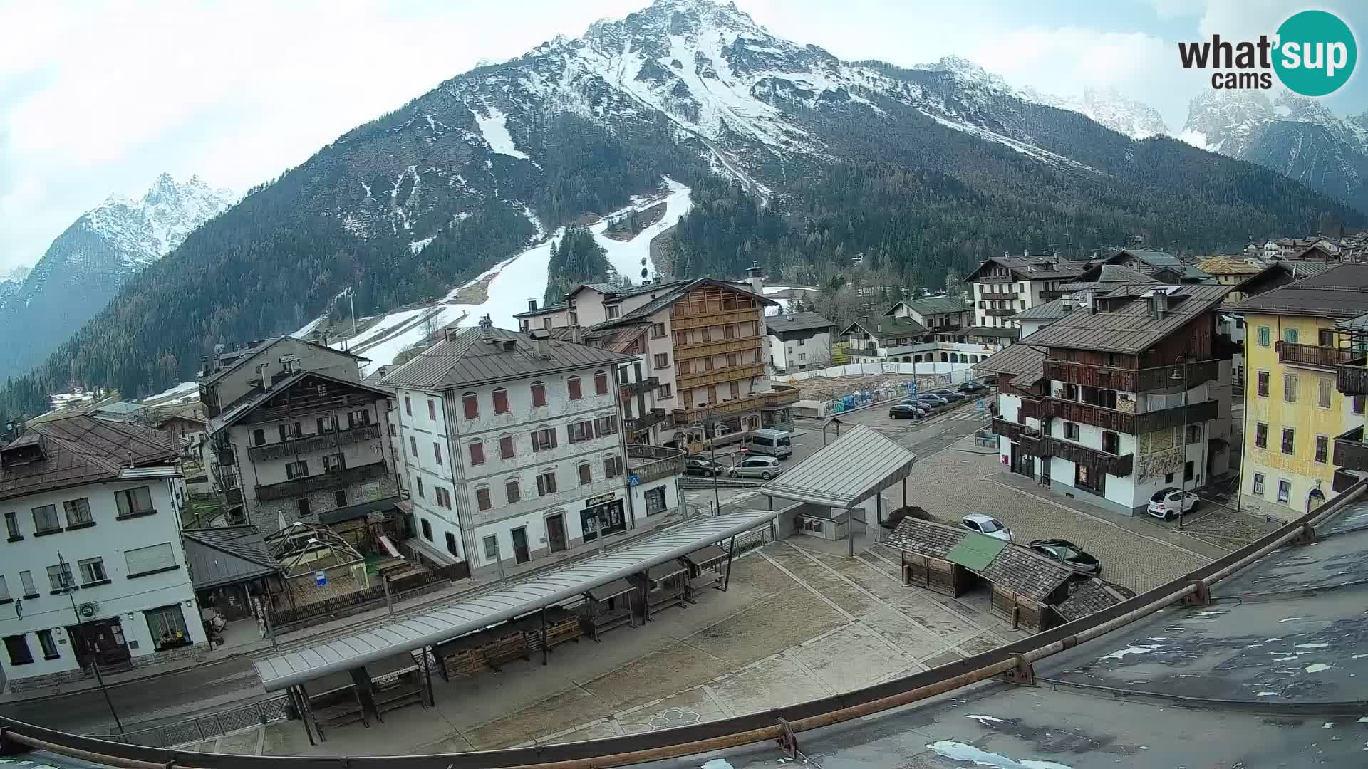Hauptplatz von Forni di Sopra
