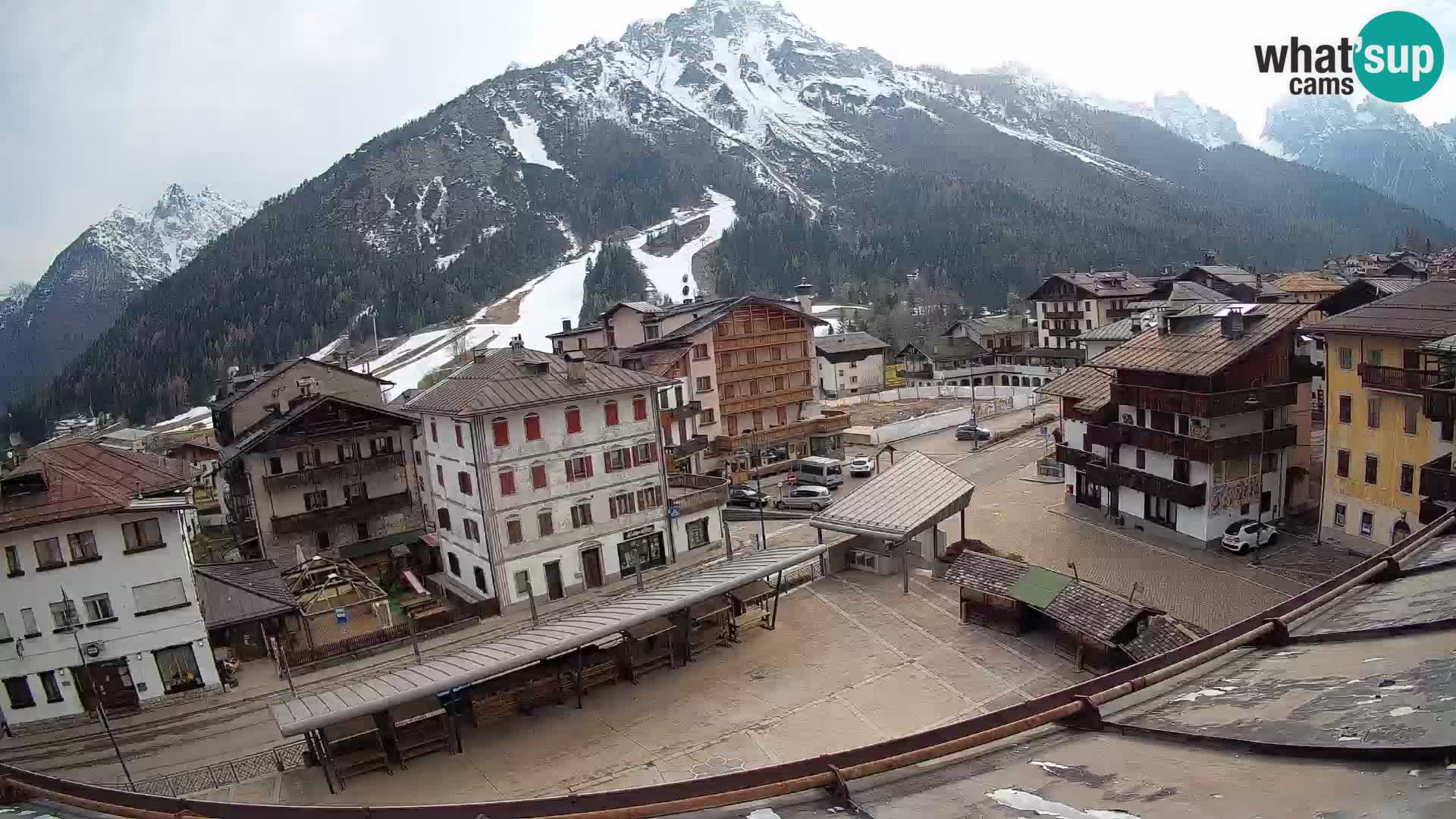 Hauptplatz von Forni di Sopra