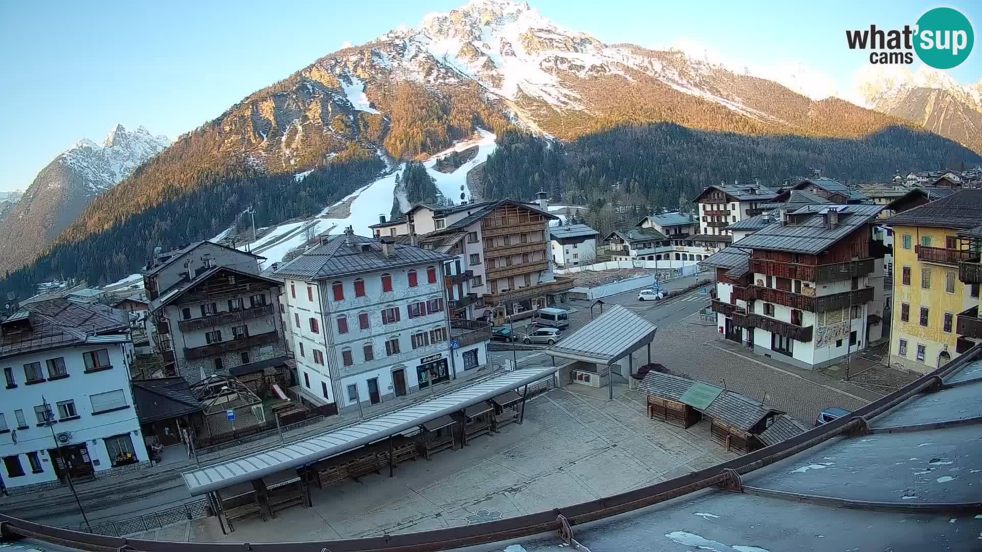 Hauptplatz von Forni di Sopra