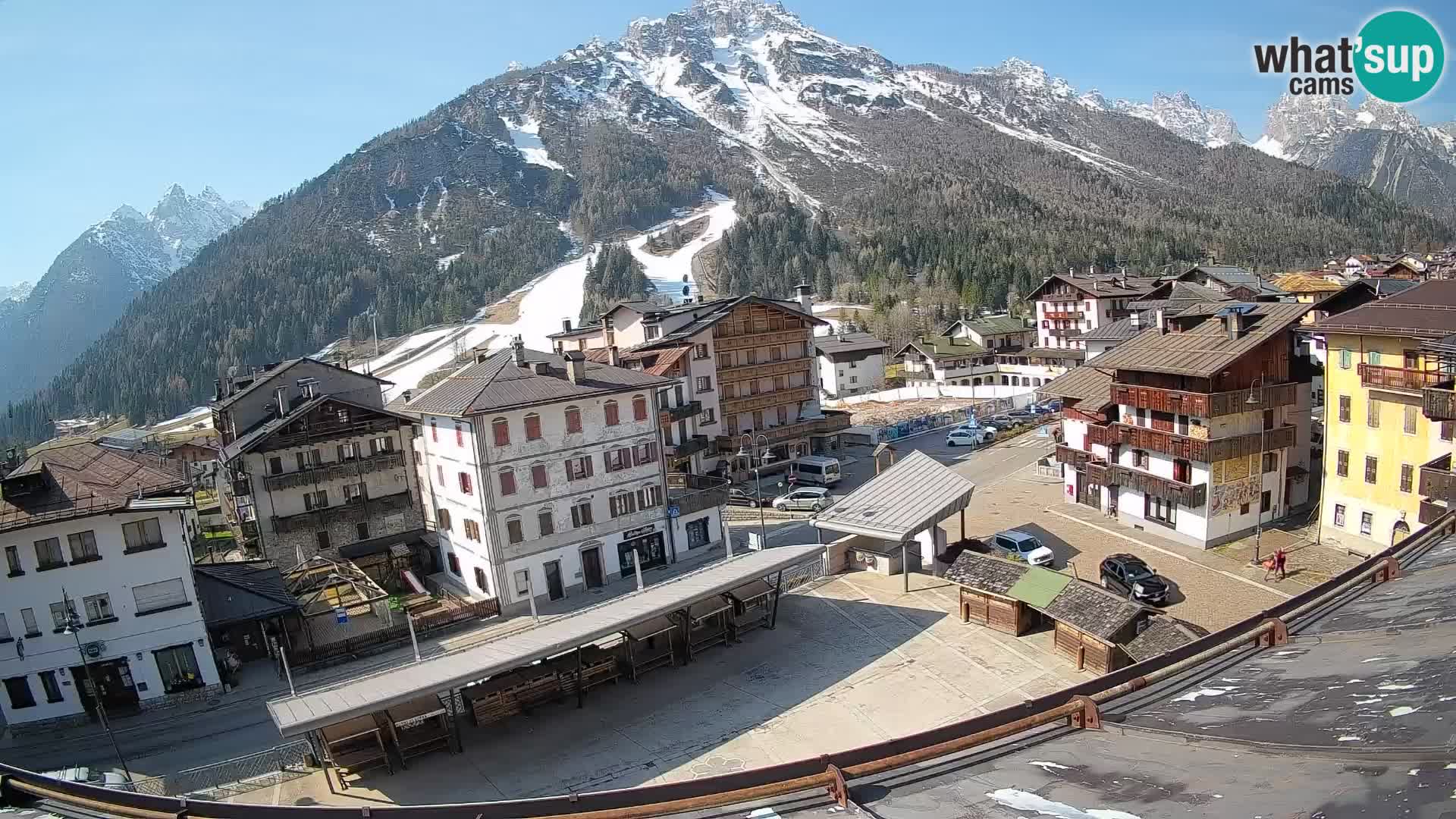 Hauptplatz von Forni di Sopra