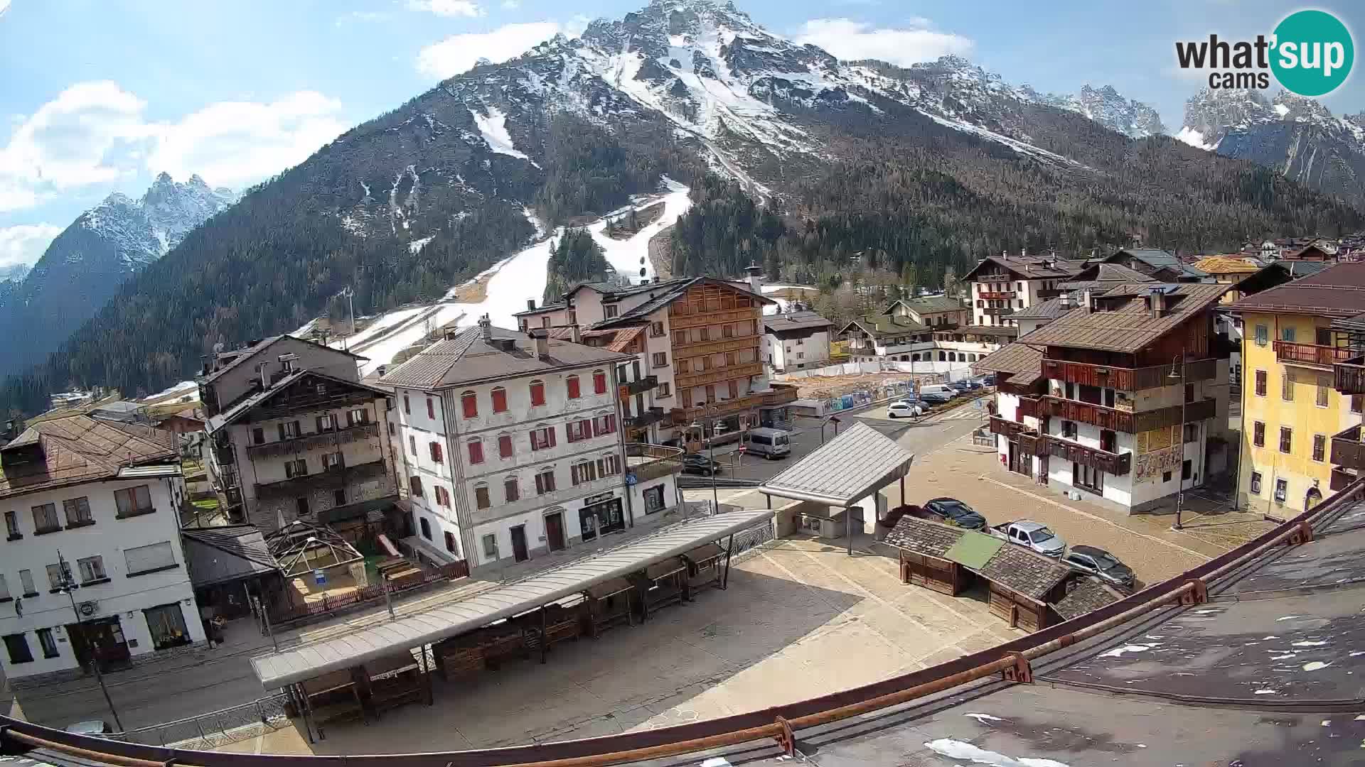 Hauptplatz von Forni di Sopra
