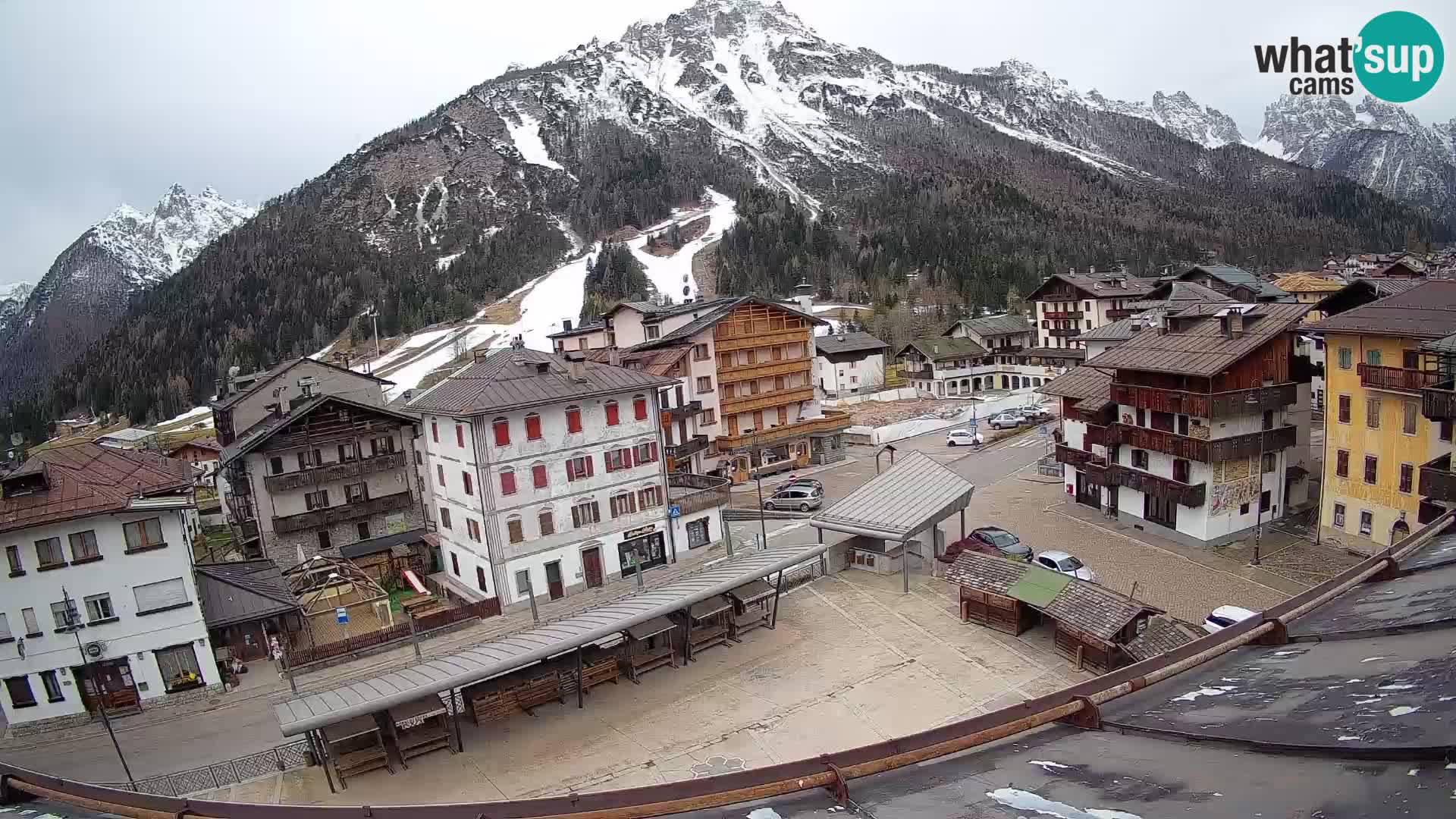 Hauptplatz von Forni di Sopra
