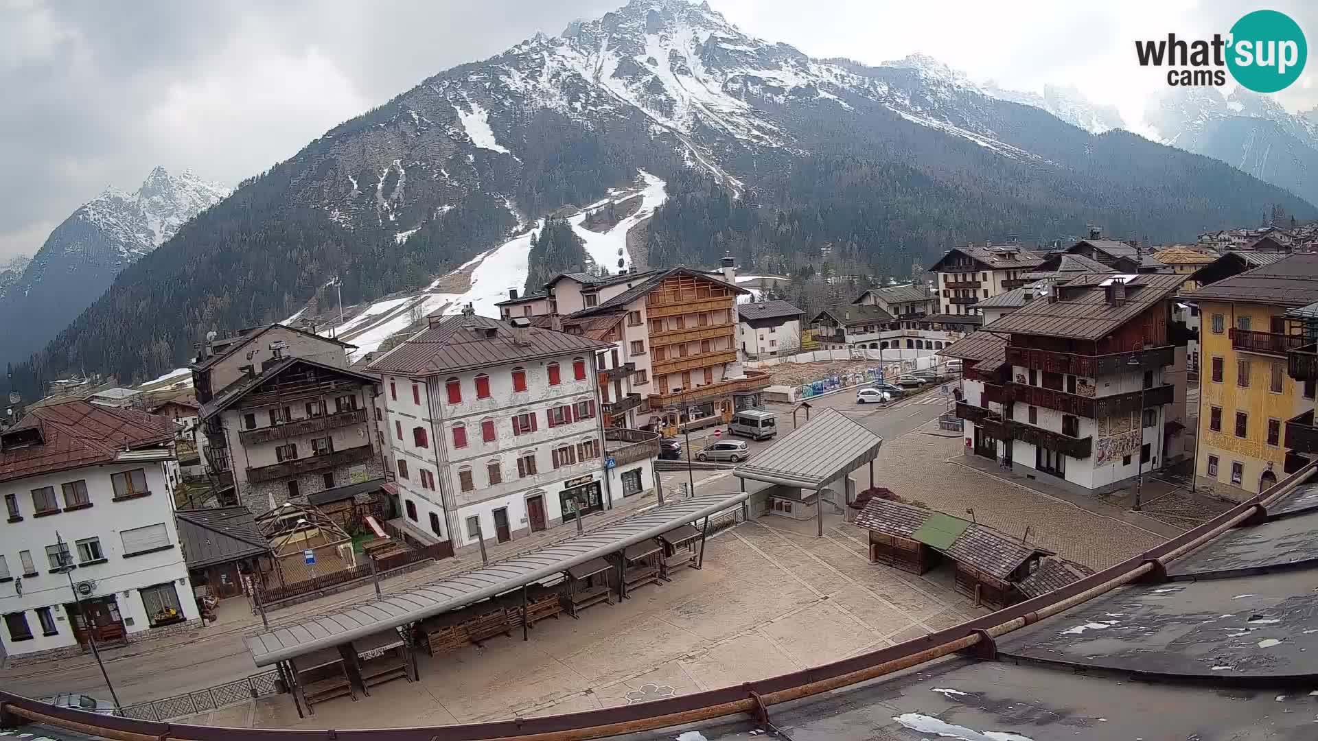 Hauptplatz von Forni di Sopra