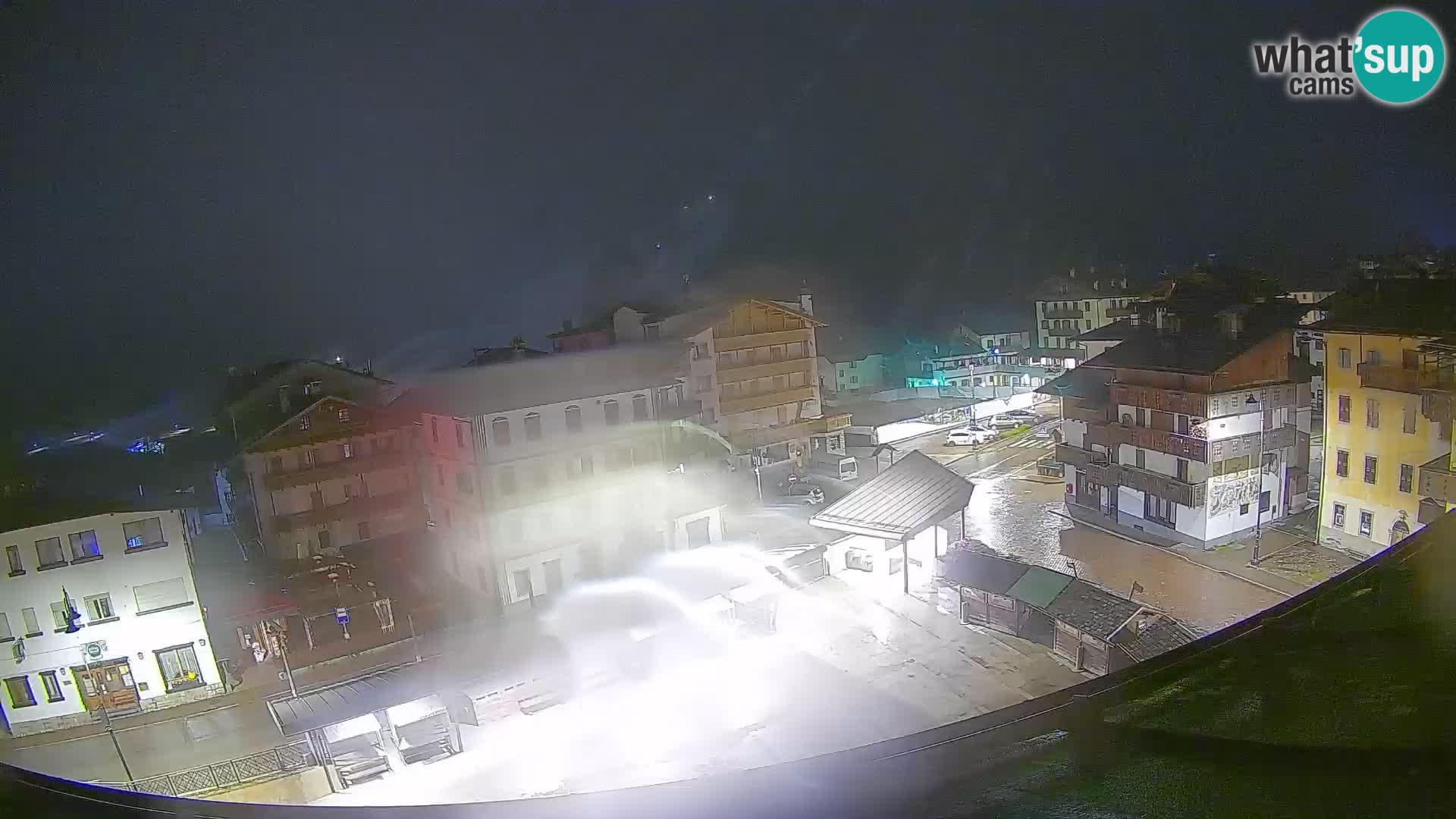 Plaza principal de Forni di Sopra