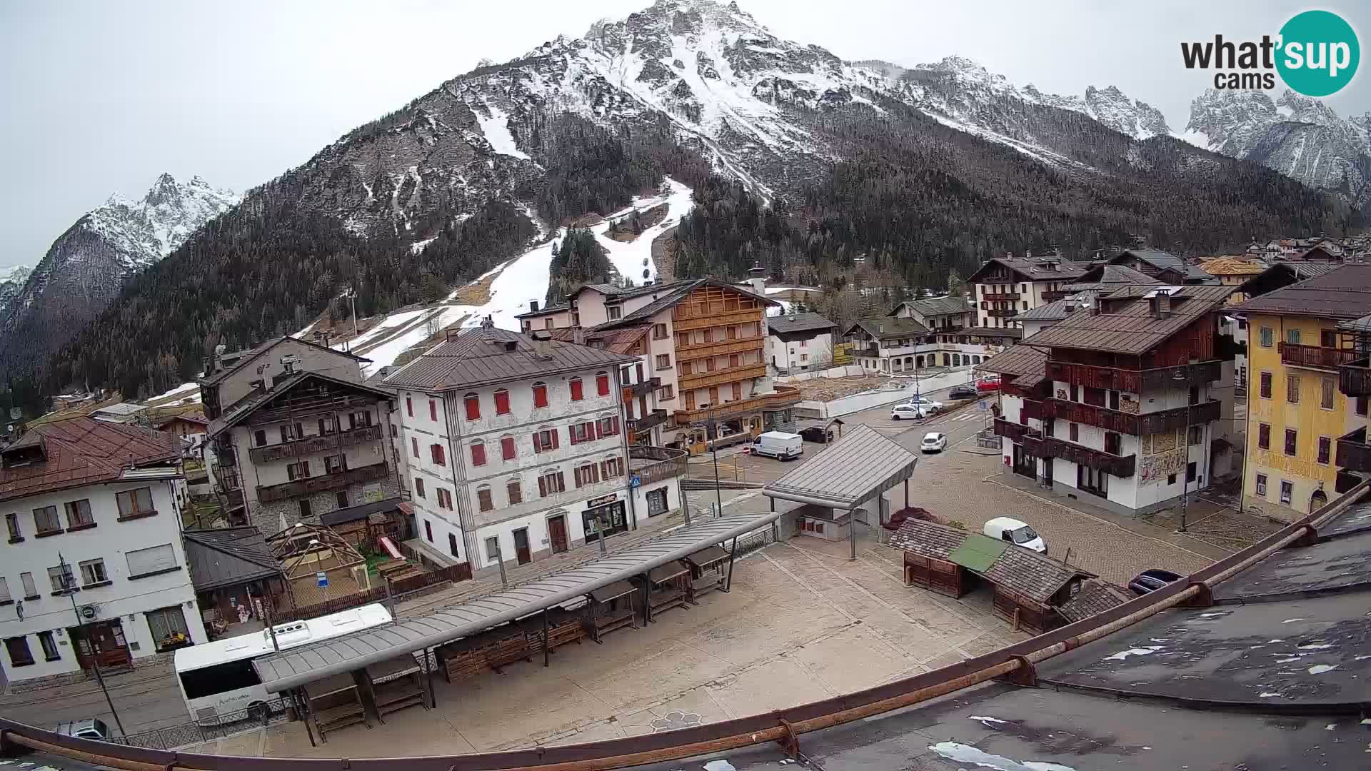 Hauptplatz von Forni di Sopra