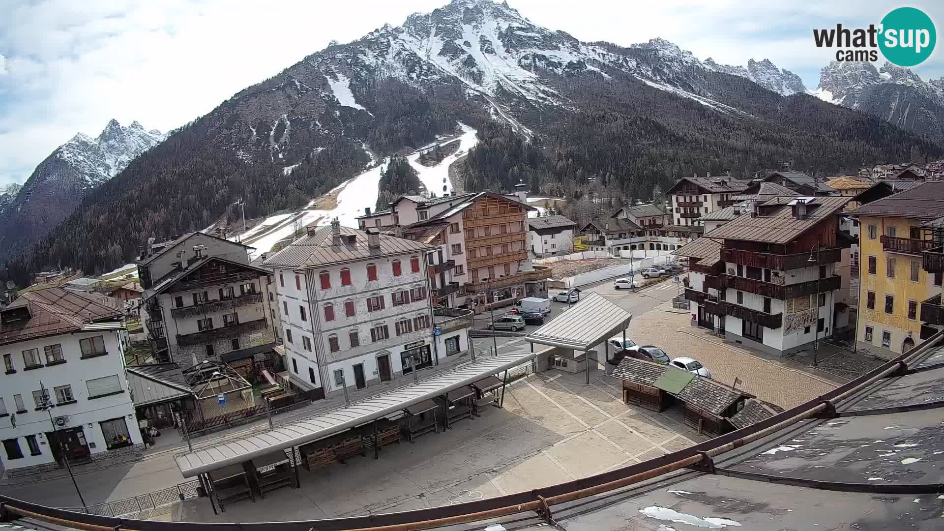 Hauptplatz von Forni di Sopra