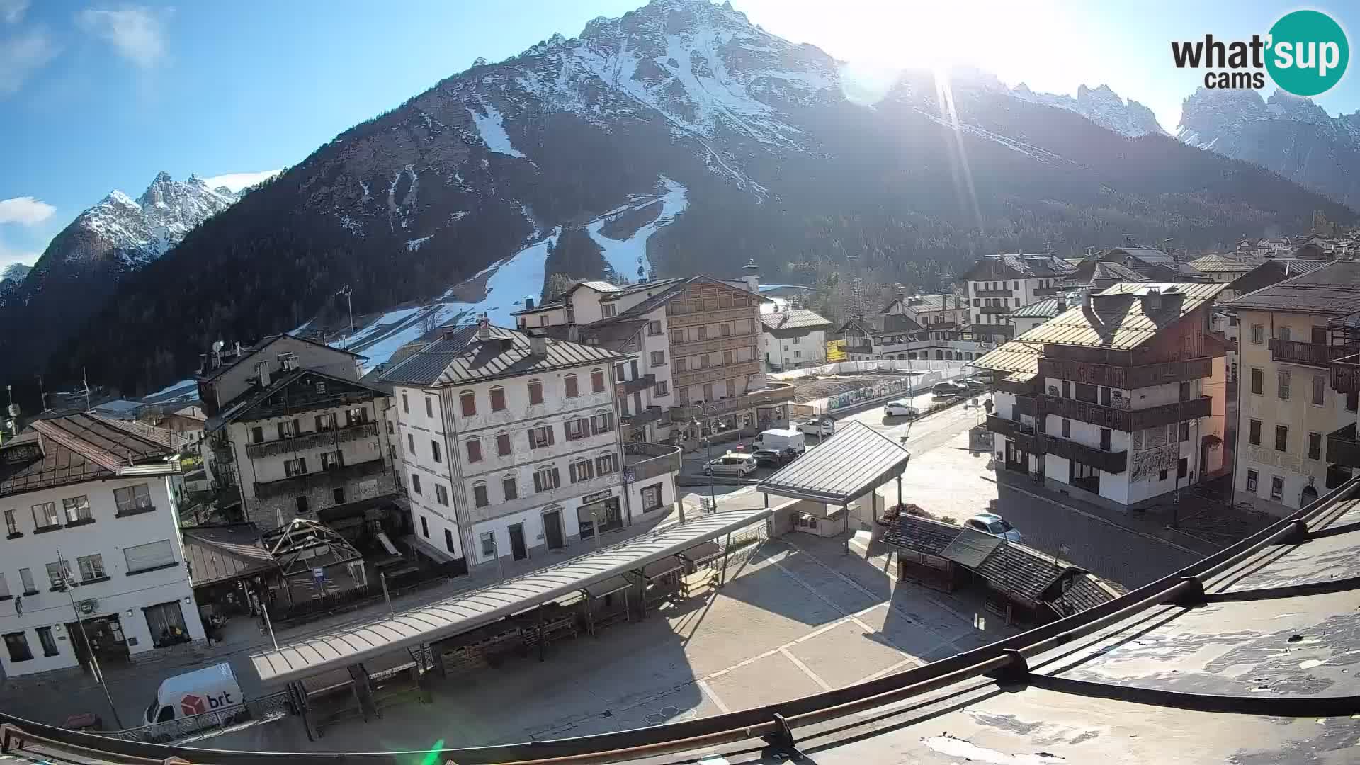 Plaza principal de Forni di Sopra