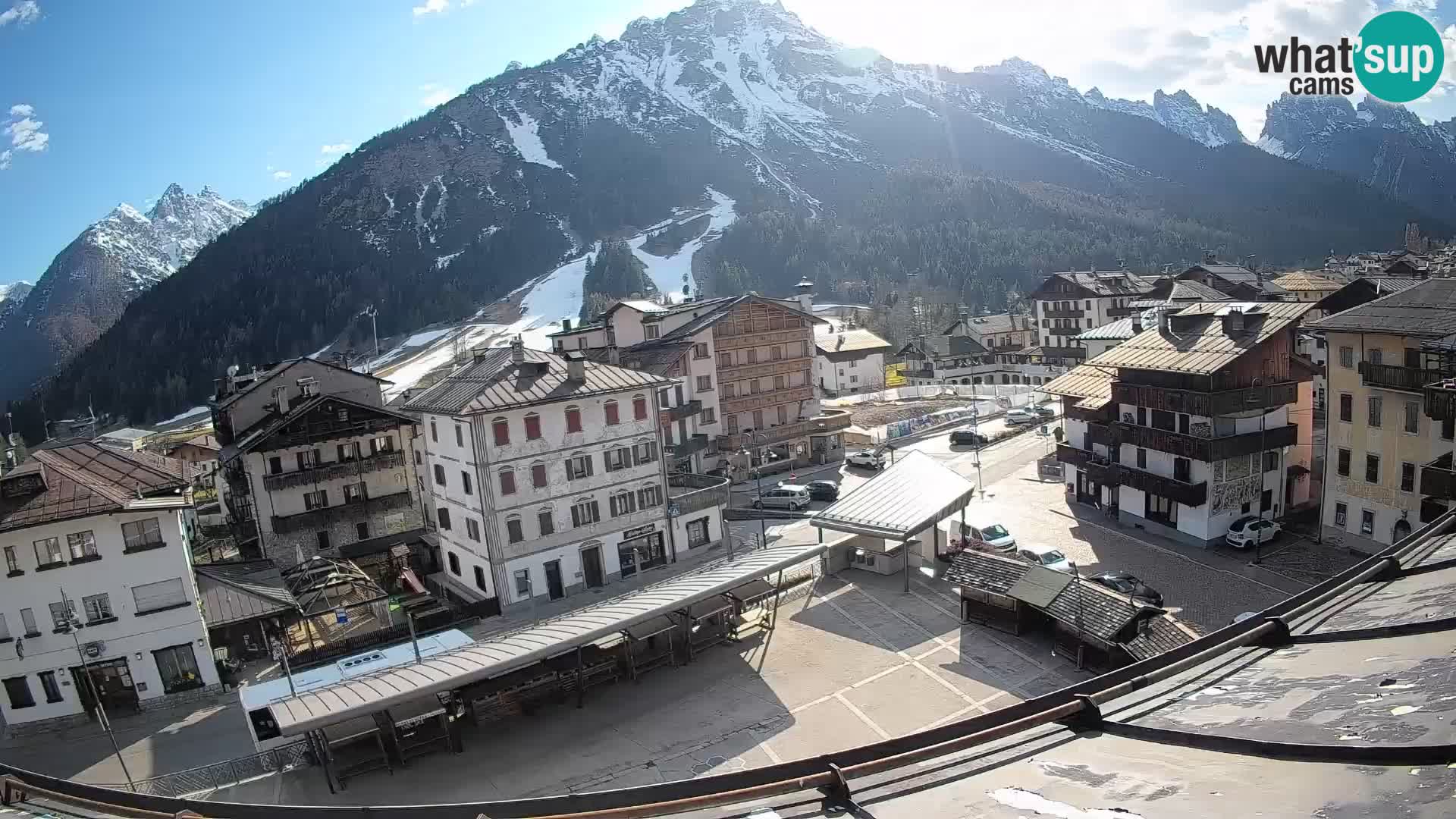 Piazza centrale di Forni di Sopra