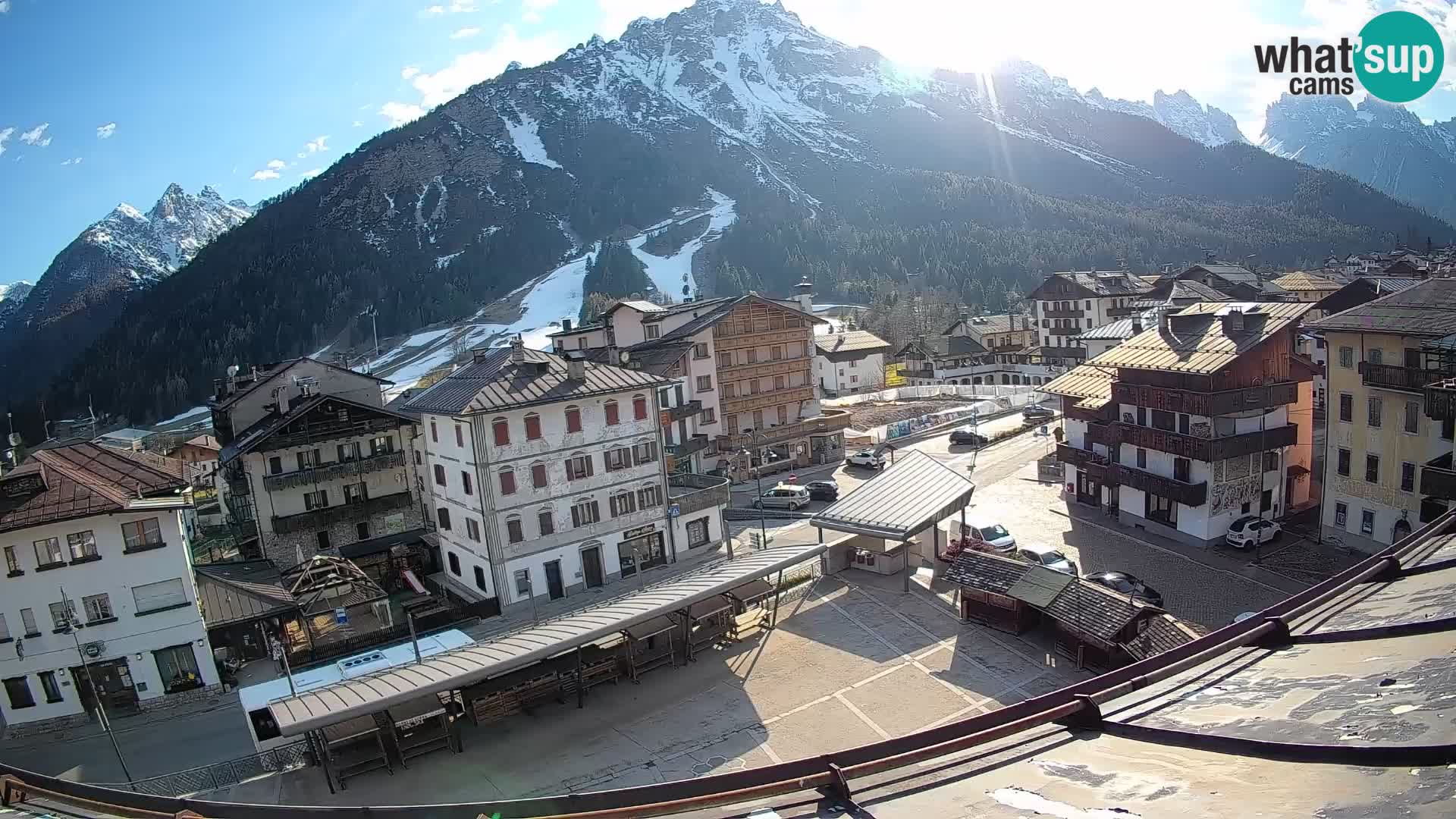 Hauptplatz von Forni di Sopra