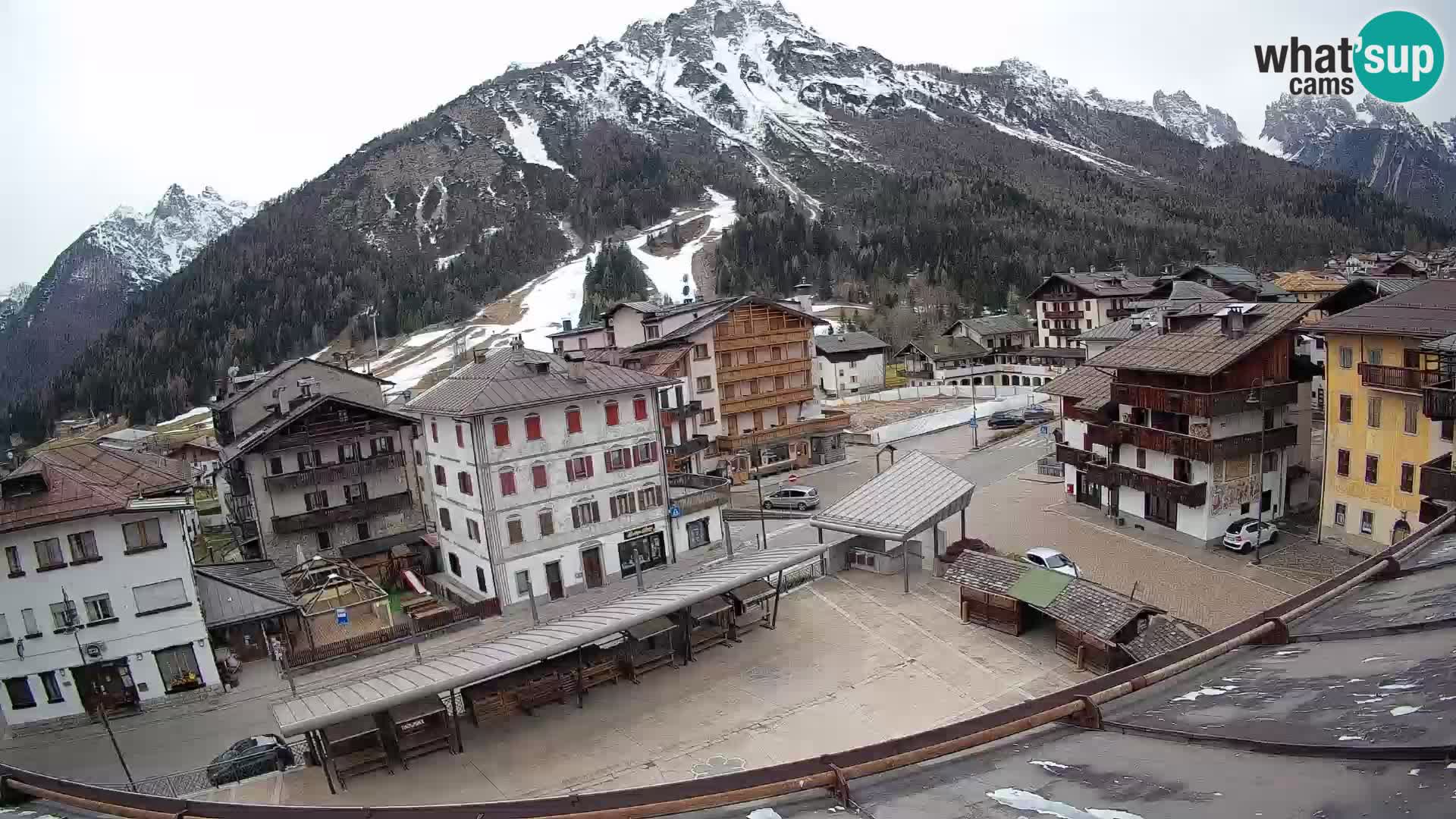 Hauptplatz von Forni di Sopra