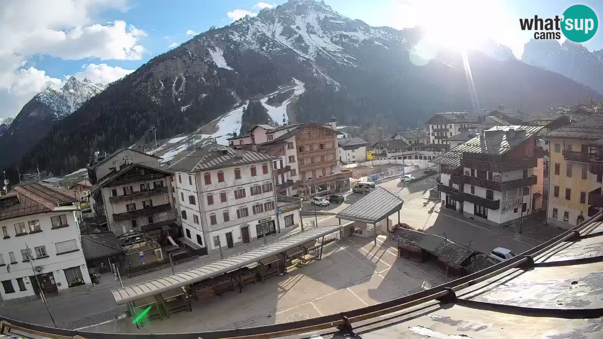 Plaza principal de Forni di Sopra