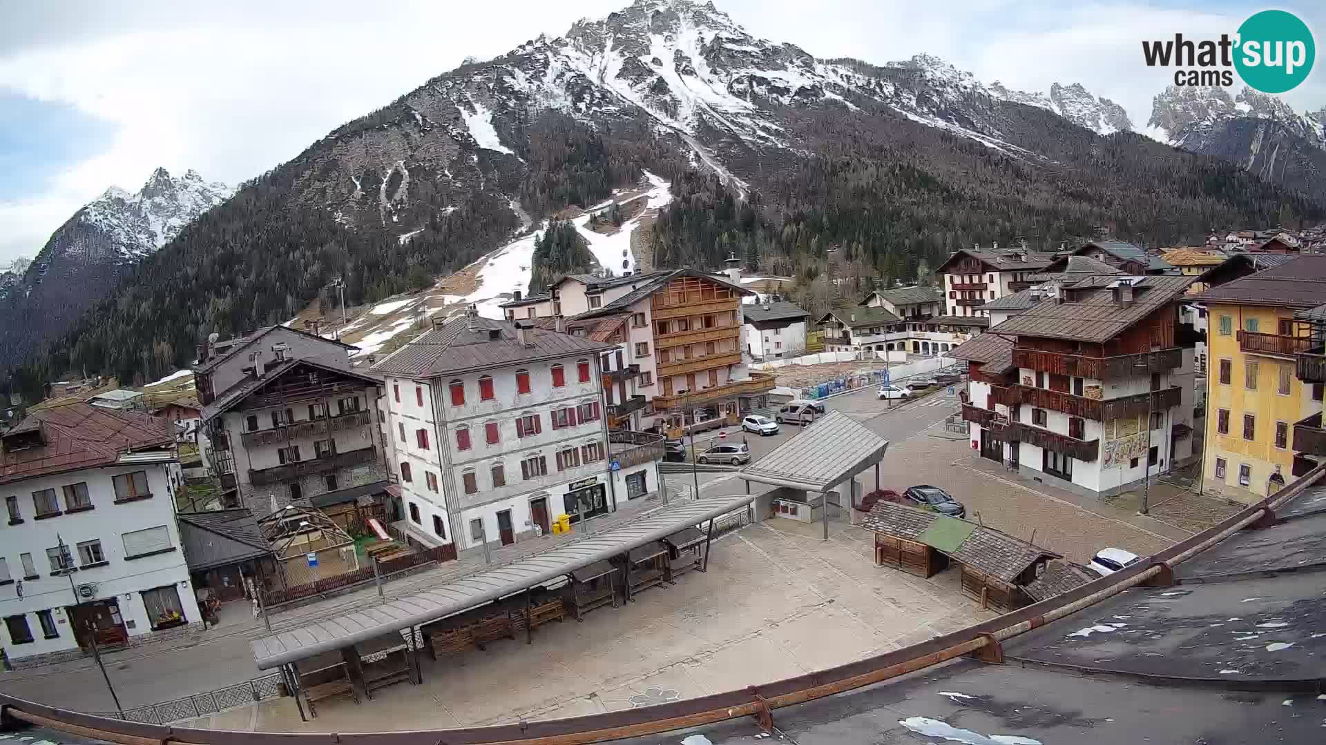 Hauptplatz von Forni di Sopra